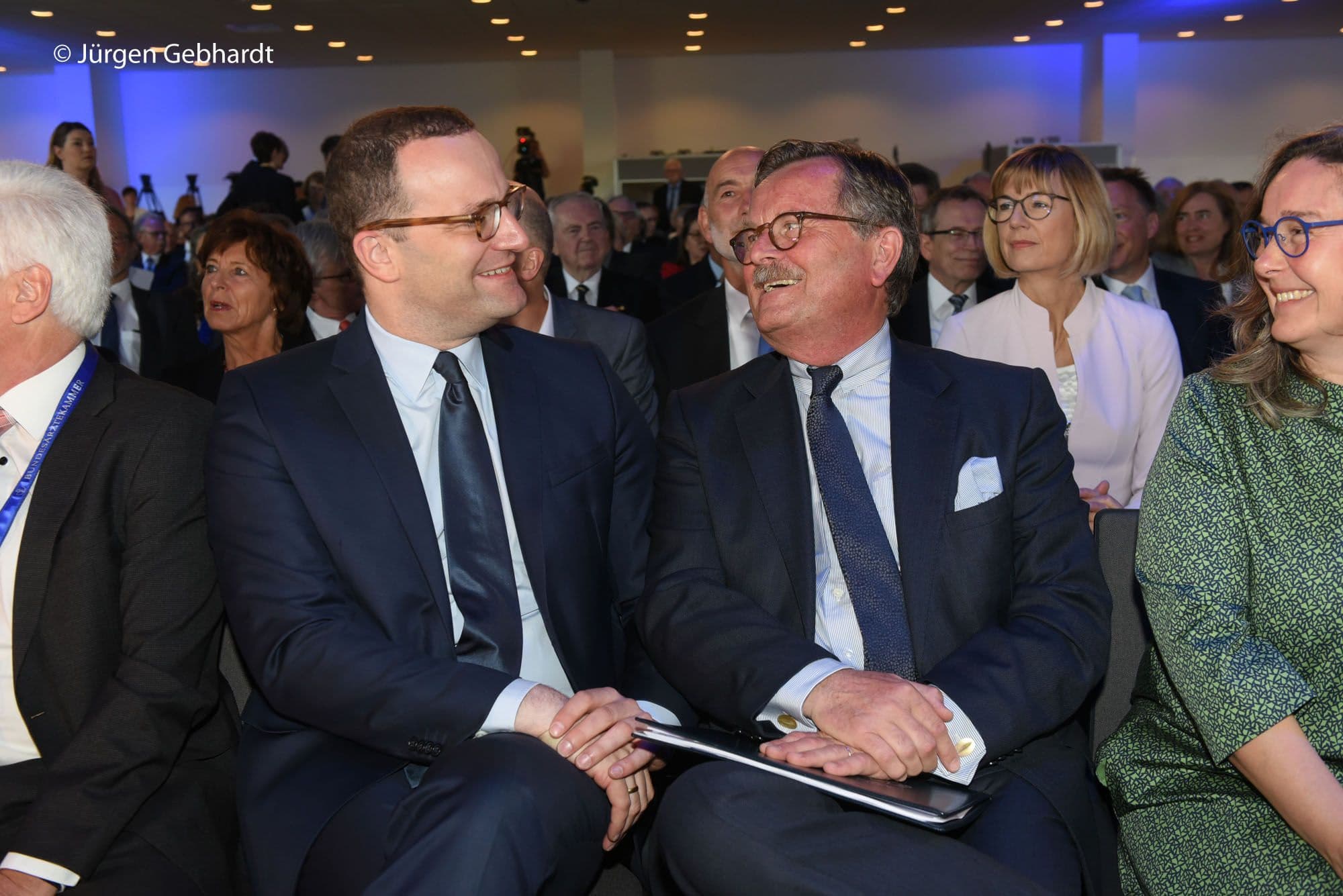 Bundesgesundheitsminister Jens Spahn und Ärztekammerpräsident Frank Ulrich Montgomery in trauter Zweisamkeit.