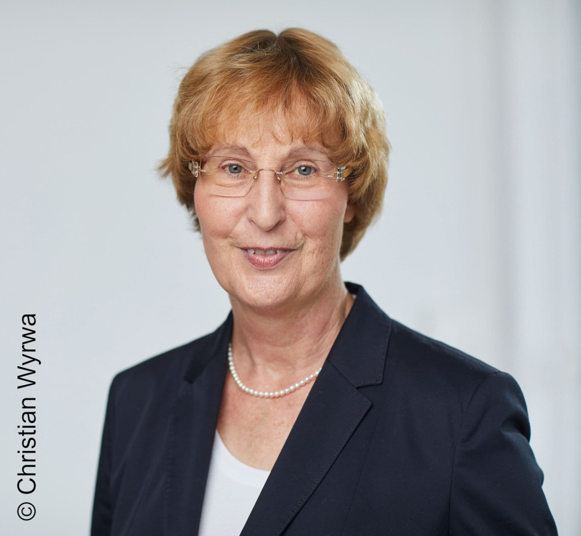 Dr. med. Martina Wenker
