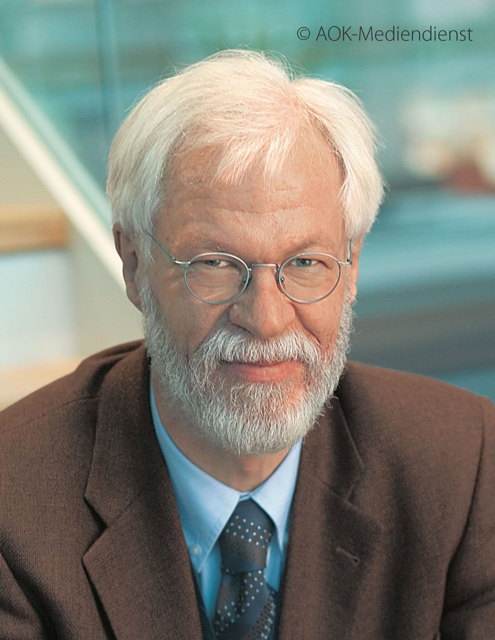 Dr. Volker Hansen