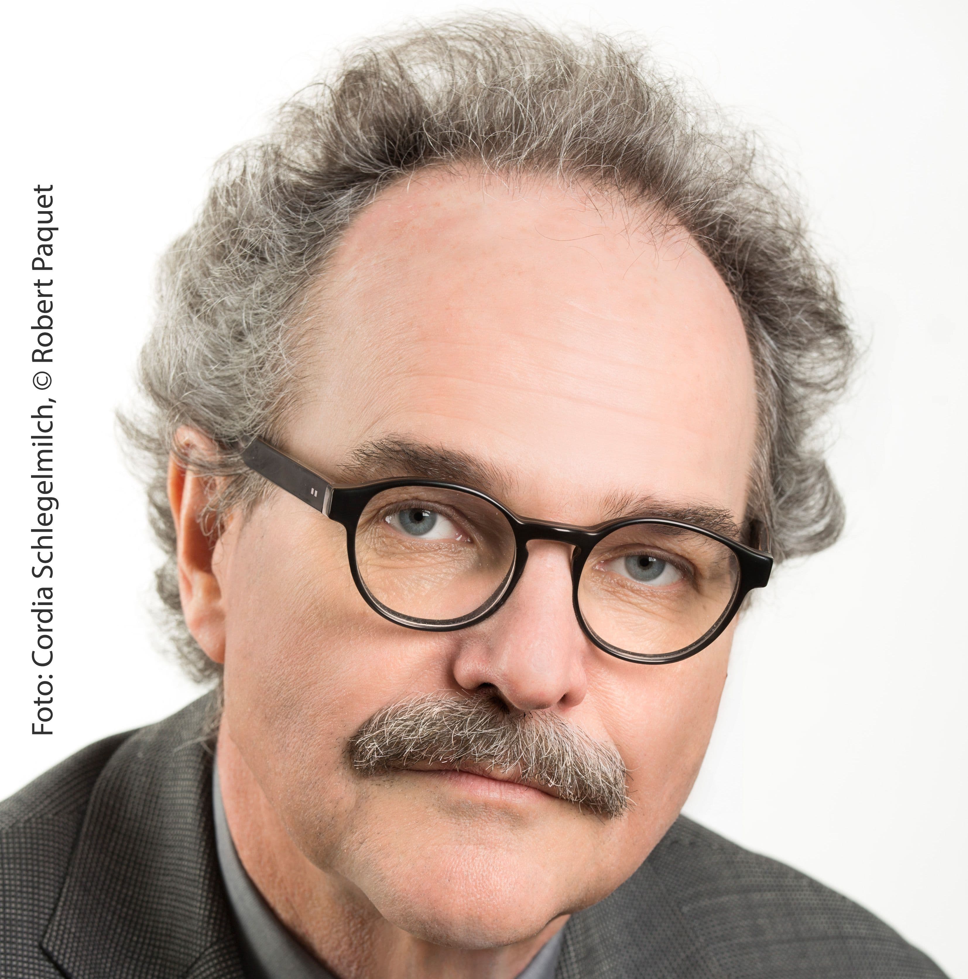 Dr. Robert Paquet