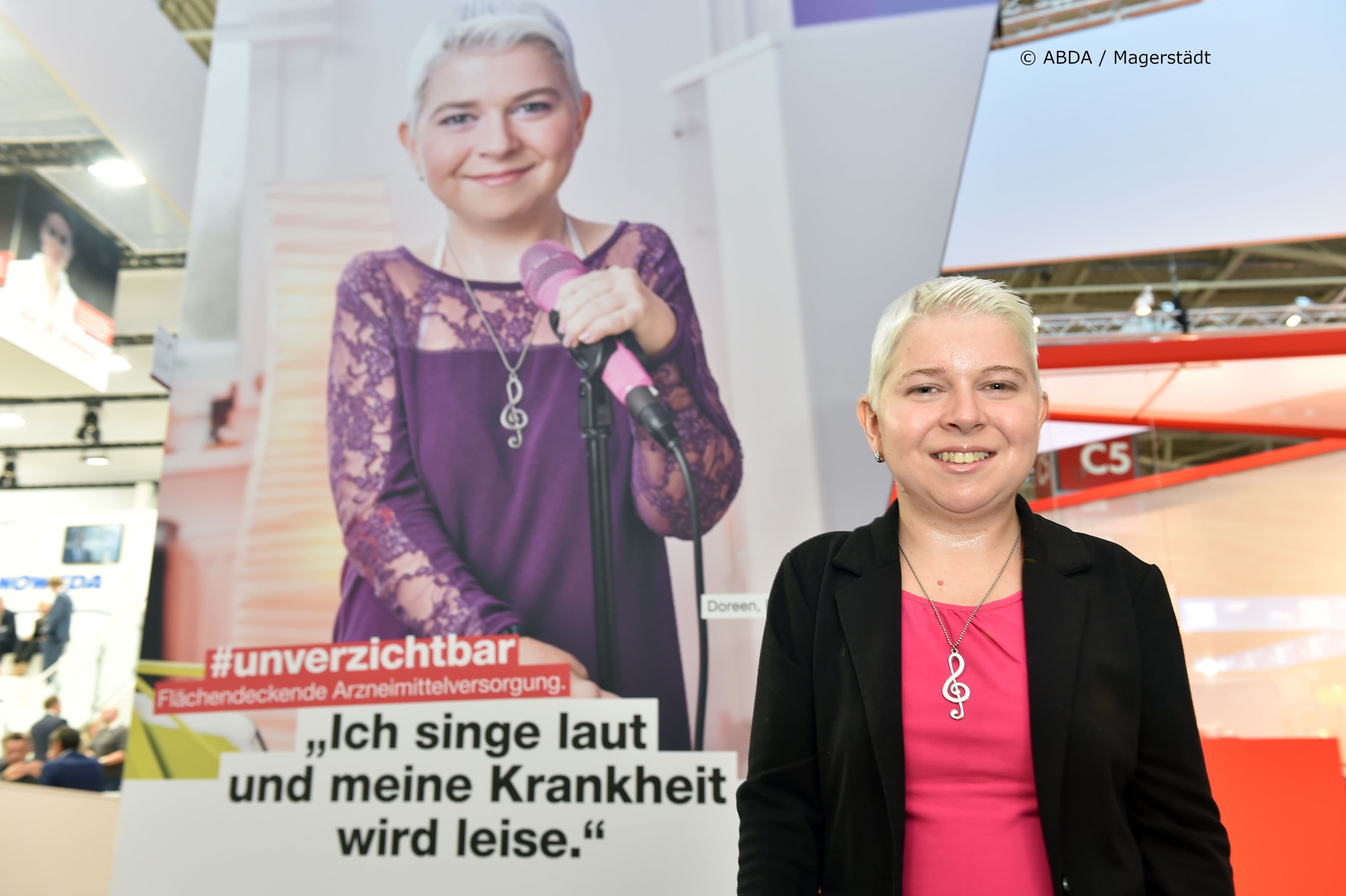 Doreen Lange war der emotionale Höhepunkt beim Get-together der ABDA auf dem Messestand der pharma-world