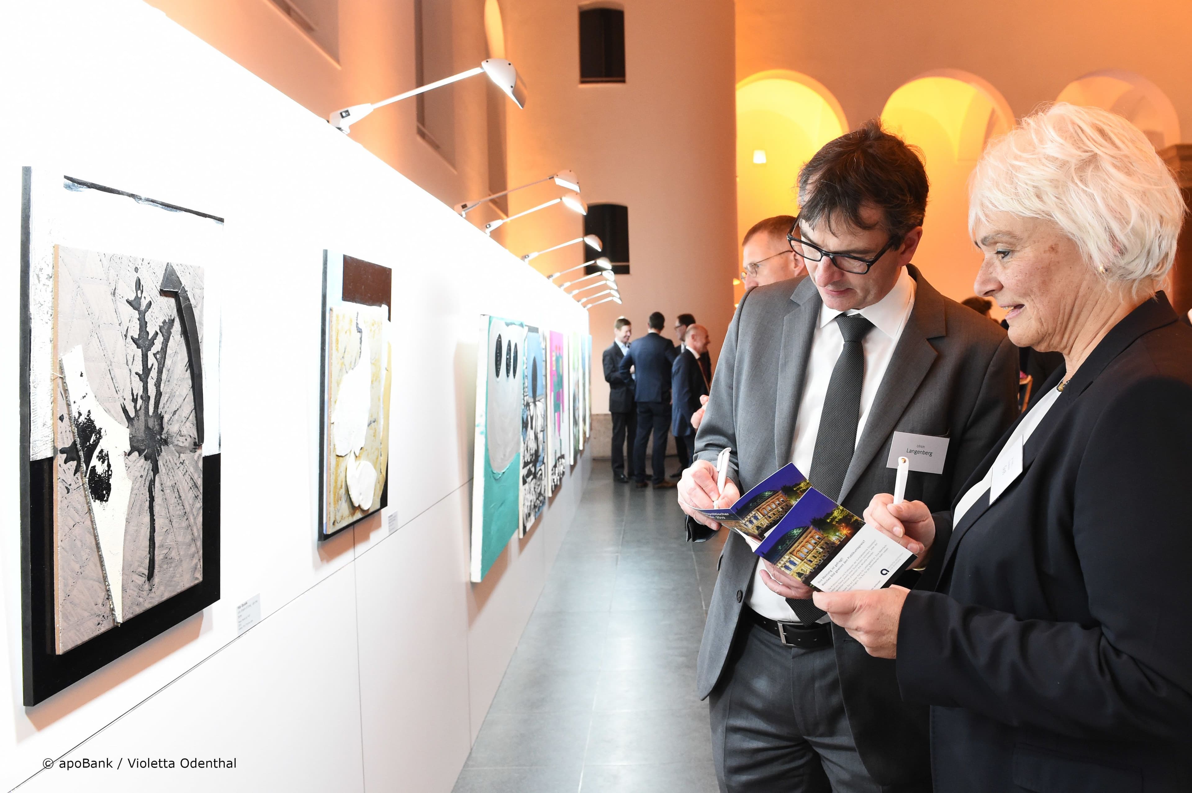 Interessante Ausstellung im K21 Ständehaus in Düsseldorf für die Teilnehmer des Neujahrsempfangs