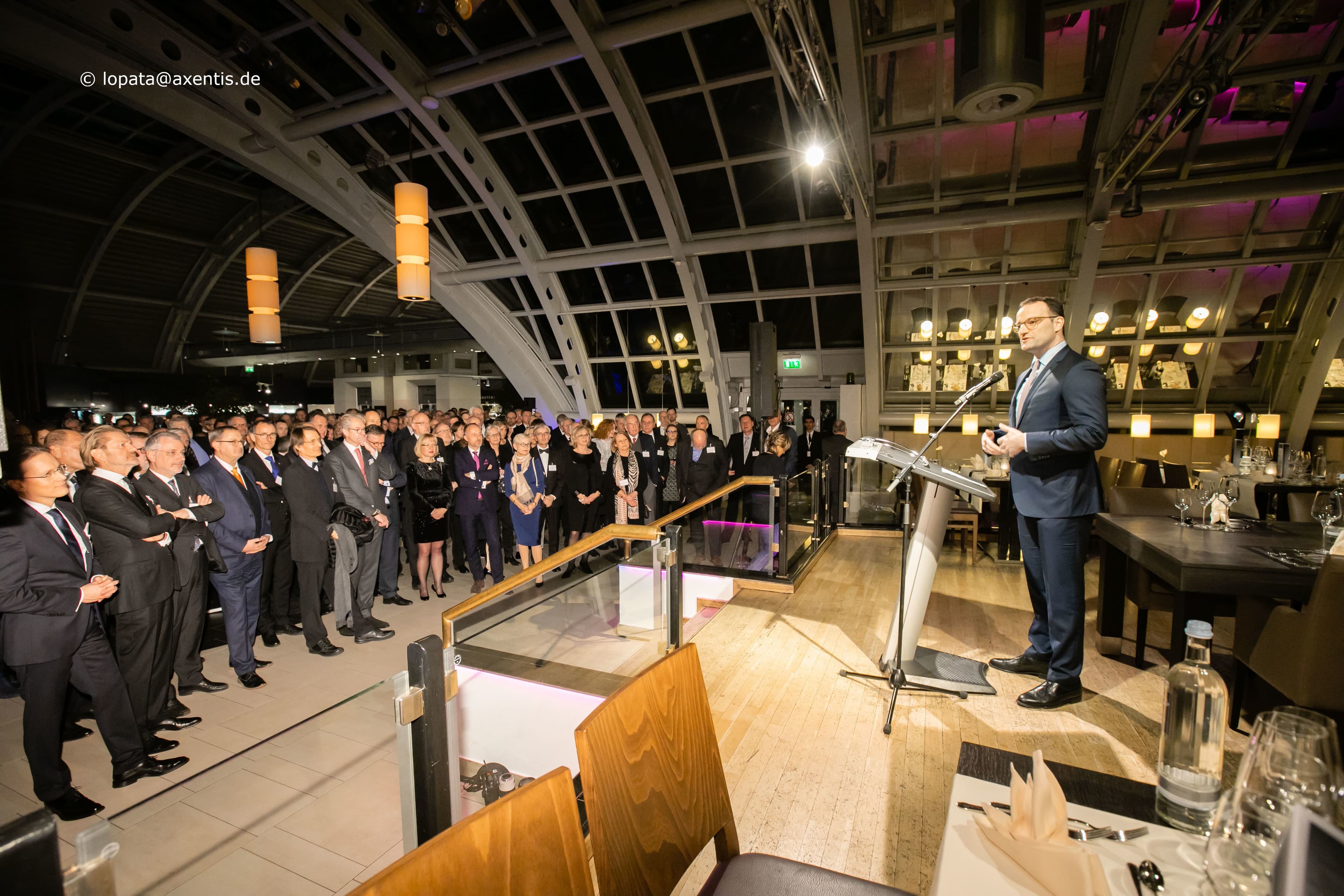 Aufmerksames Publikum während der Ausführungen von Bundesgesundheitsminister Jens Spahn