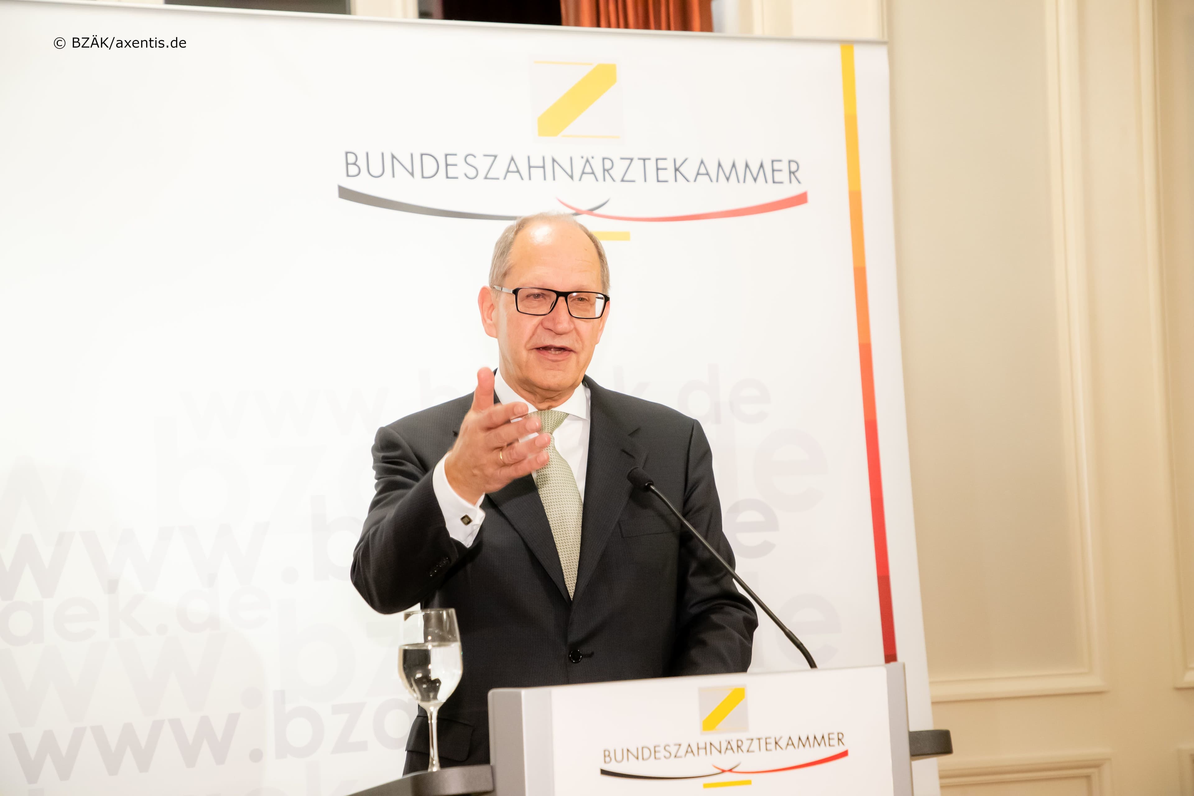 Peter Engel (BZÄK)