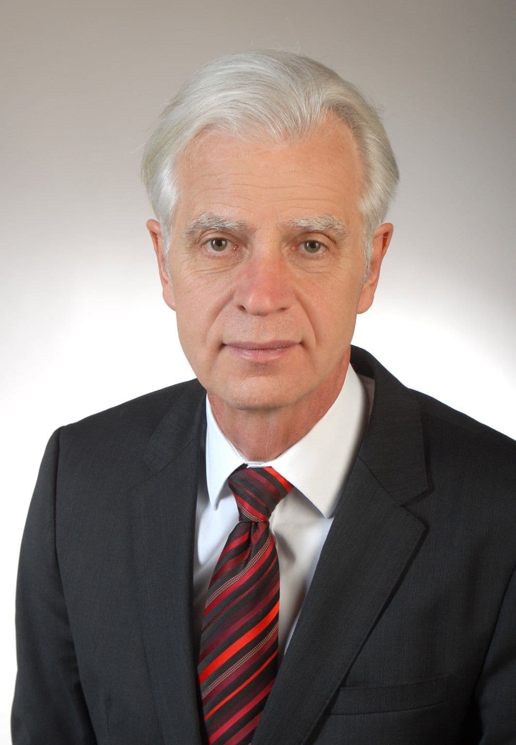 Dr. Matthias Gruhl