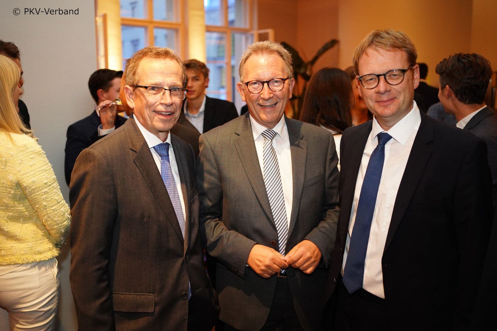 Volker Leienbach (ehemals PKV), Erwin Rüddel MdB (CDU), Staatssekretär Thomas Gebhart (BMG) (v.l.n.r.)