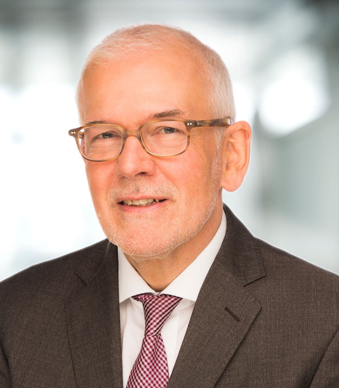 Dr. Peter Pick