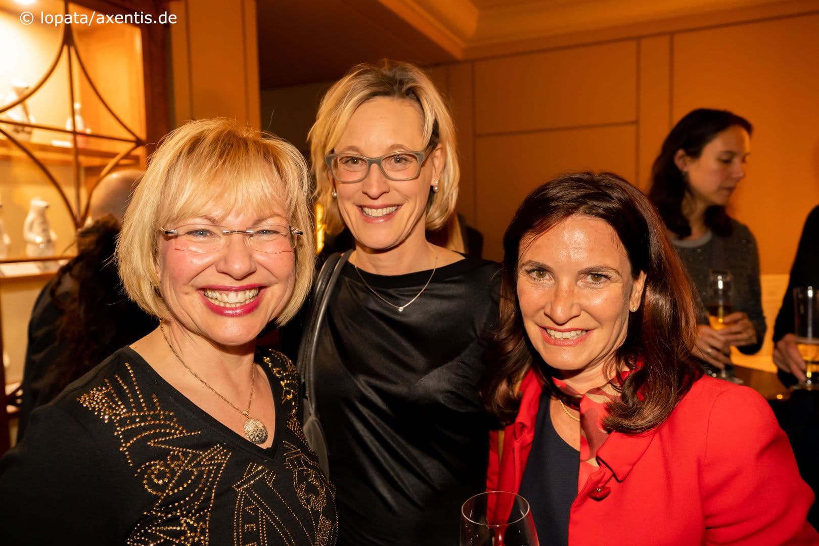 Petra Reis-Berkowicz (KBV), Dominique Jaeger (M&P), Nicola Buhlinger-Göpfardt (Hausärzteverband Baden-Württemberg) (v.l.n.r.)