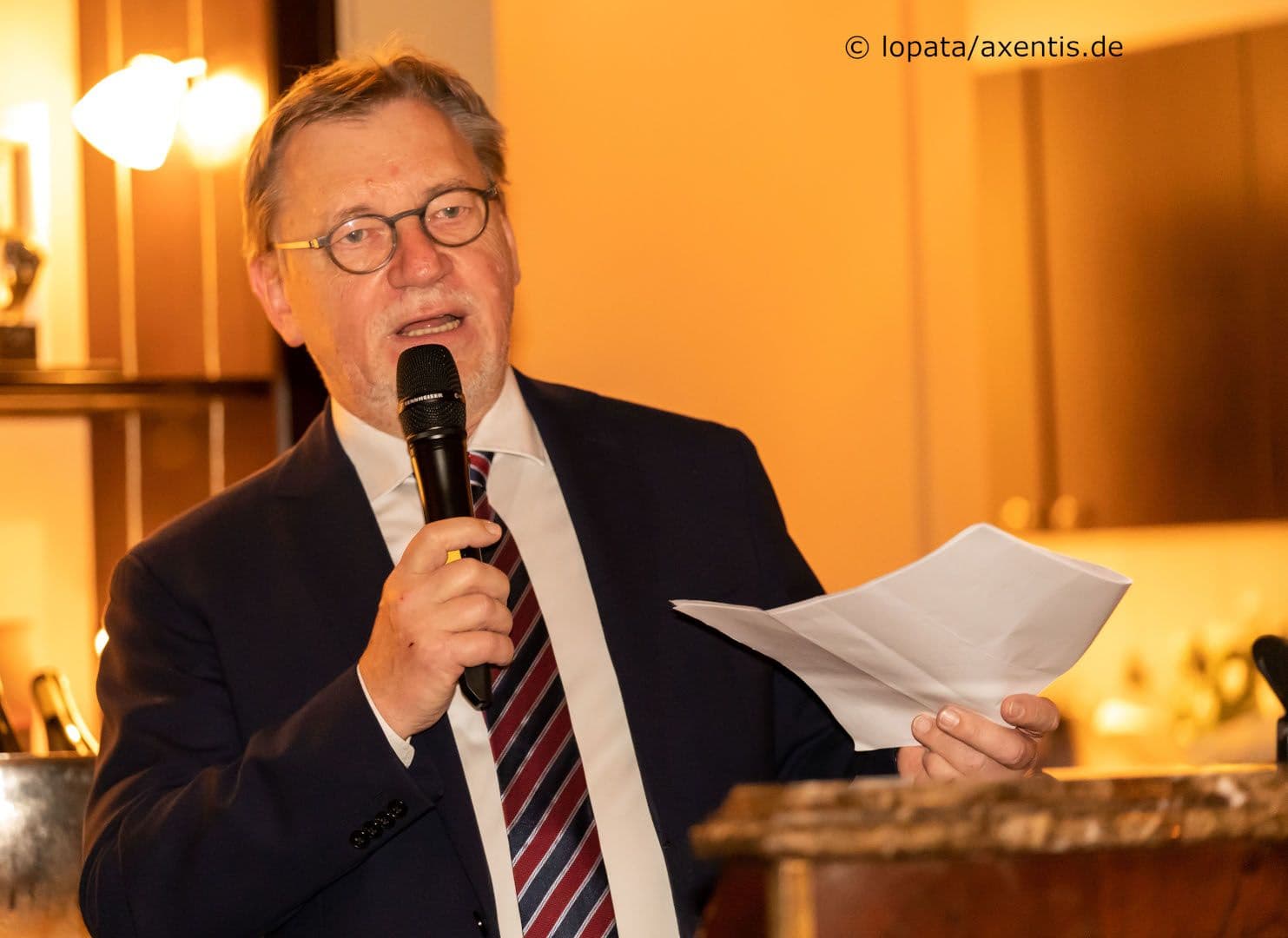 Ulrich Weigeldt (Deutscher Hausärzteverband) bei seiner Begrüßungsrede