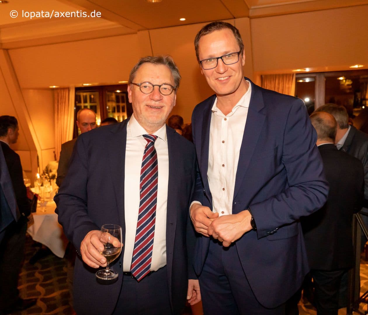 Ulrich Weigeldt (Deutscher Hausärzteverband) (l.) und Roy Kühne MdB (CDU)