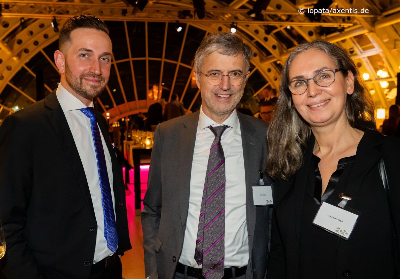 Martin Litsch (AOK Bundesverband) (M.) mit Ute Repschläger (r.) und Björn Pfadenhauer (l.) (beide IfK)