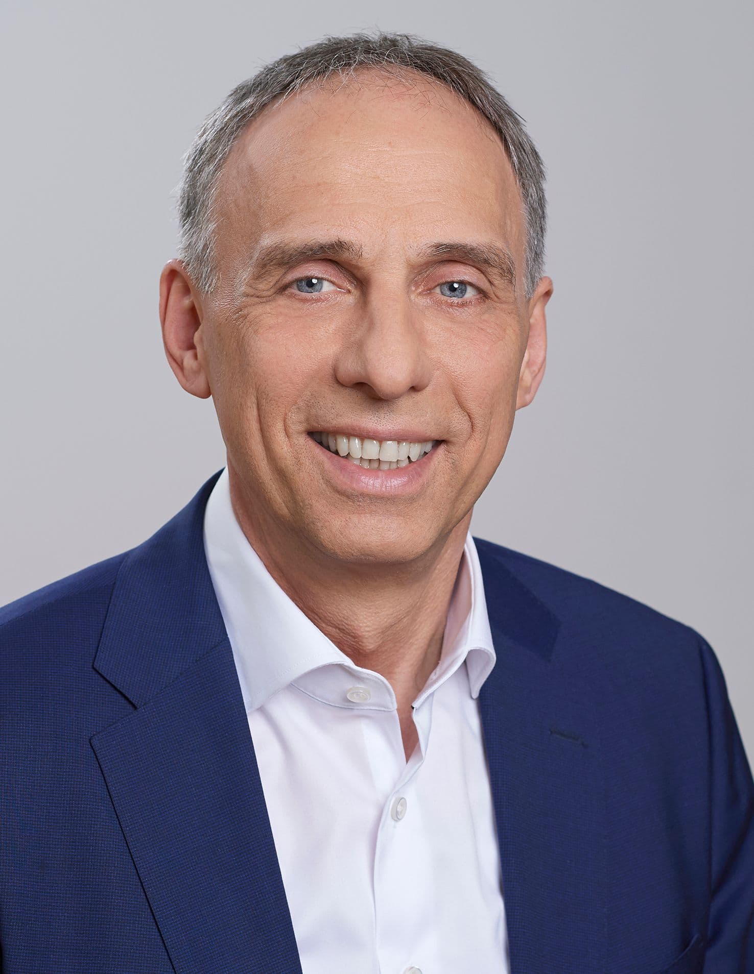Dr. Ralf Kantak