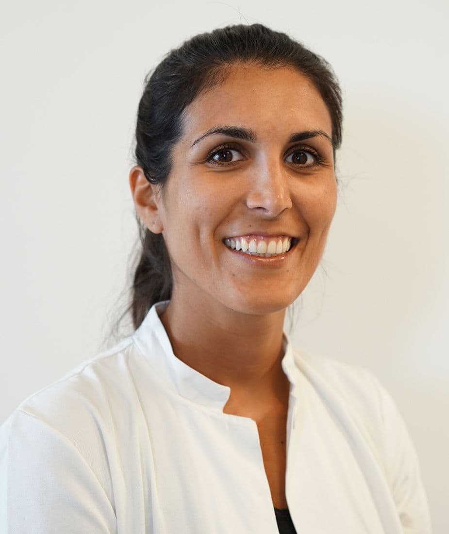 Dr. Farnaz Matin-Mann