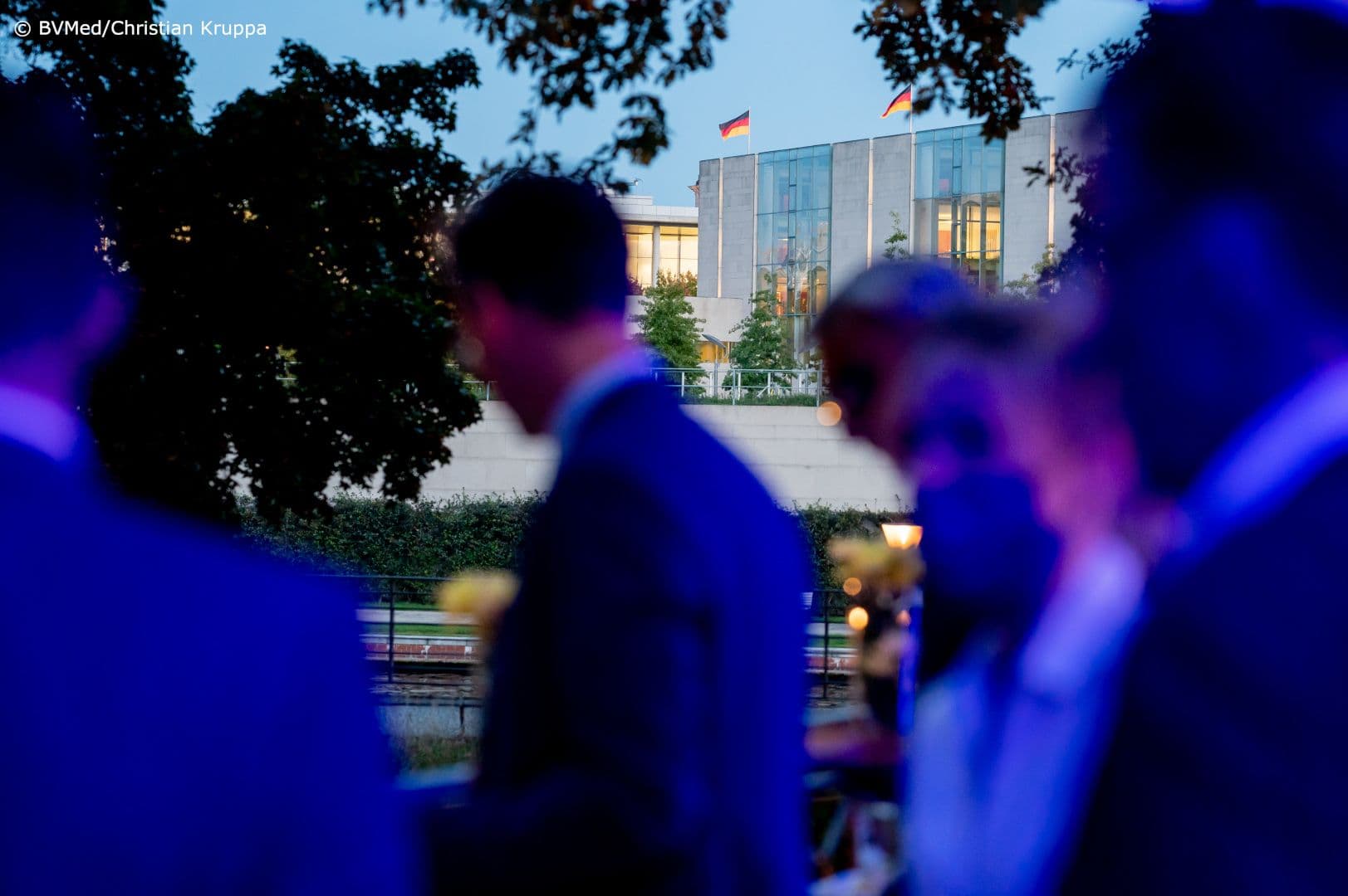 Ein grandioser Blick auf das Kanzleramt vom Zollpackhof