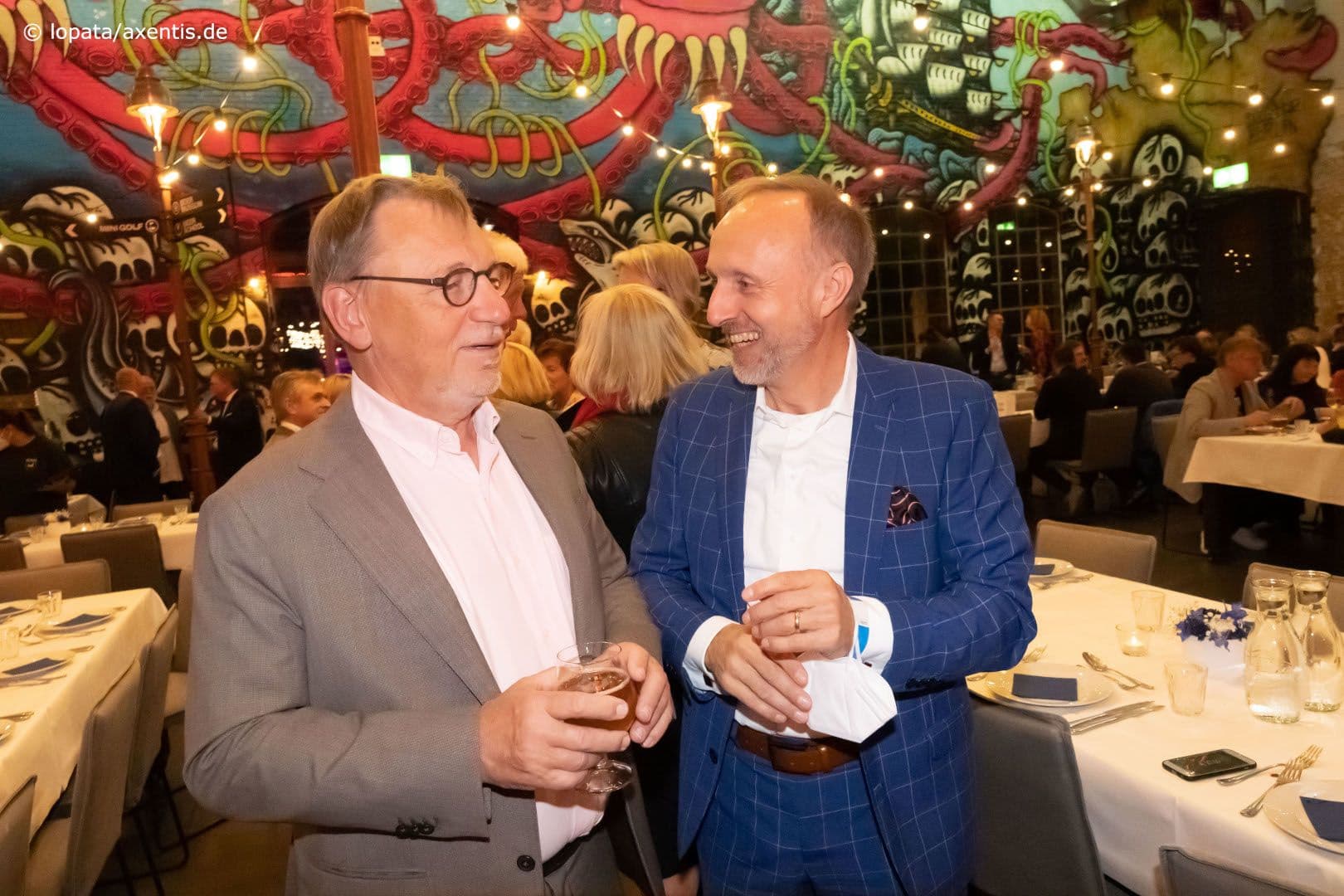 Ulrich Weigeldt (Deutscher Hausärzteverband) (l.) mit Stephan Hofmeister (KBV)