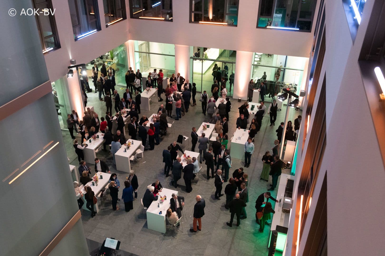 Ein Blick in das Atrium des AOK-Bundesverbandes