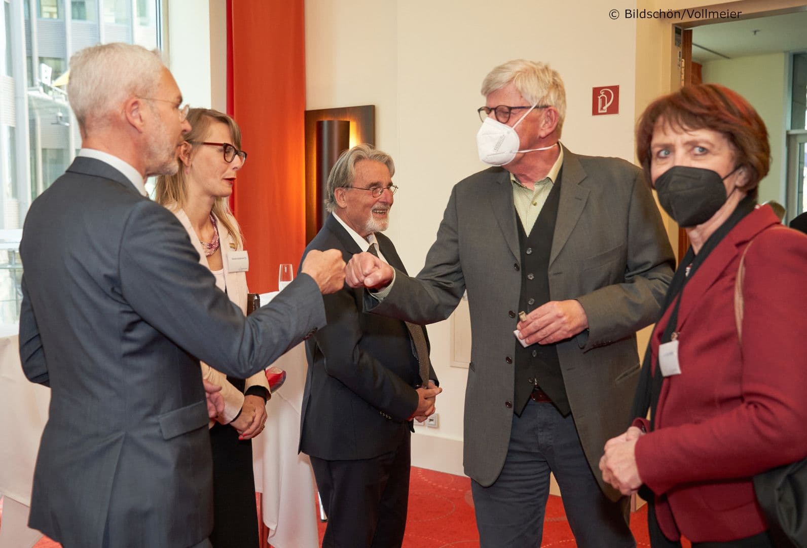 Stefan Gronemeyer, Sandra Goldschmidt, Detlef Stange (alle MD Bund) mit Gernot Kiefer und Doris Pfeiffer (beide GKV-SV) (v.l.n.r.)