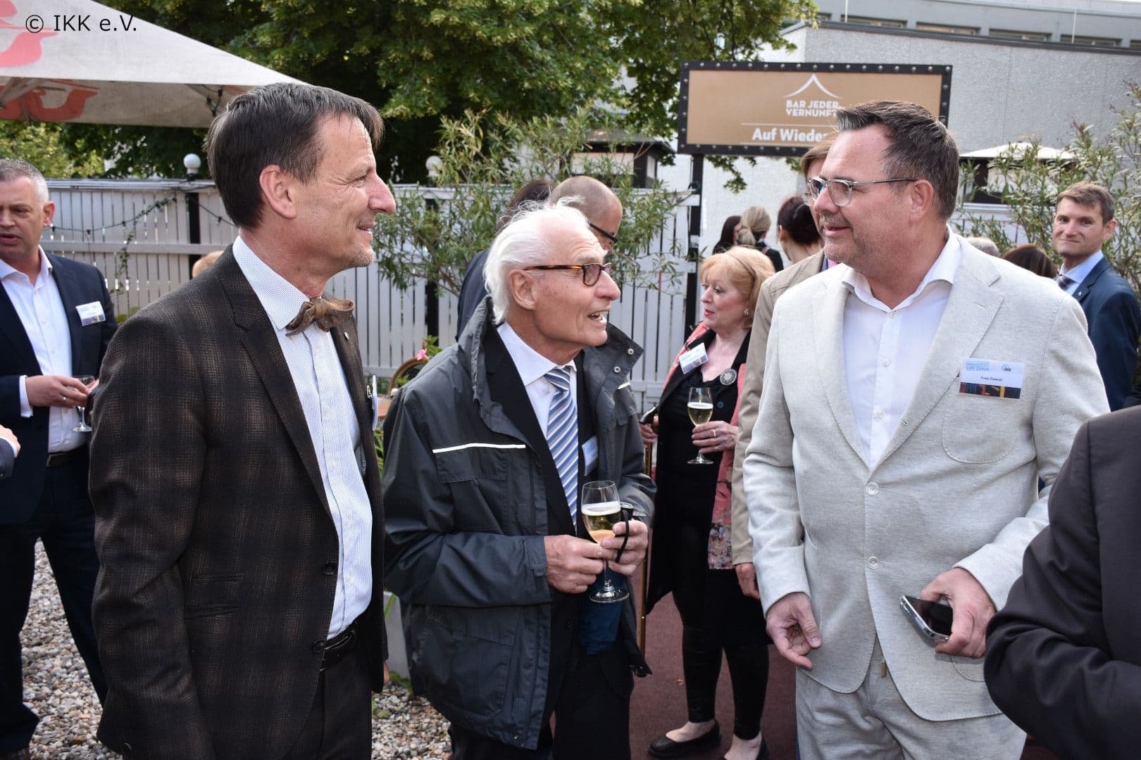 Jürgen Hohnl (IKK e.V.), Dieter F. Märtens (TK) und Yves Rawiel (Davaso) (v.l.n.r.)