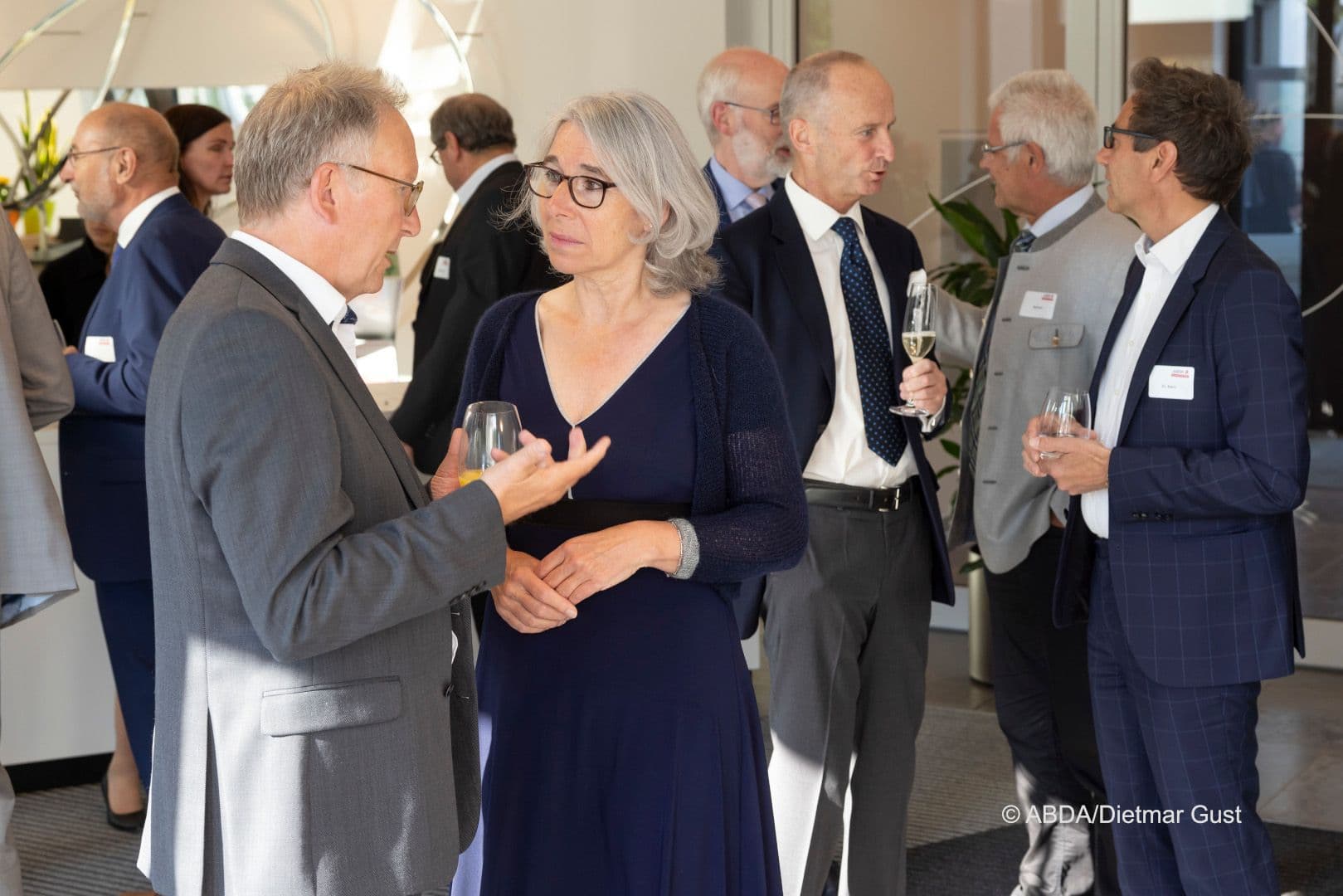 Erwin Rüddel MdB (CDU) im Gespräch mit ABDA-Präsidentin Gabriele Regina Overwiening