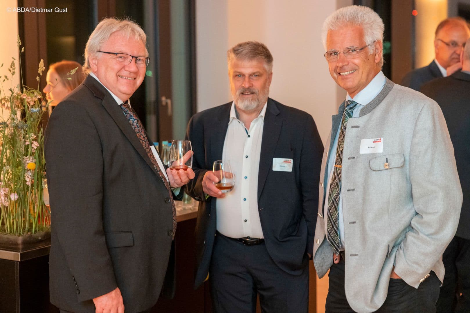 Mathias Arnold (ABDA), Thomas Dittrich (Deutscher Apothekerverband) und Thomas Benkert (Bundesapothekerkammer) (v.l.n.r.)