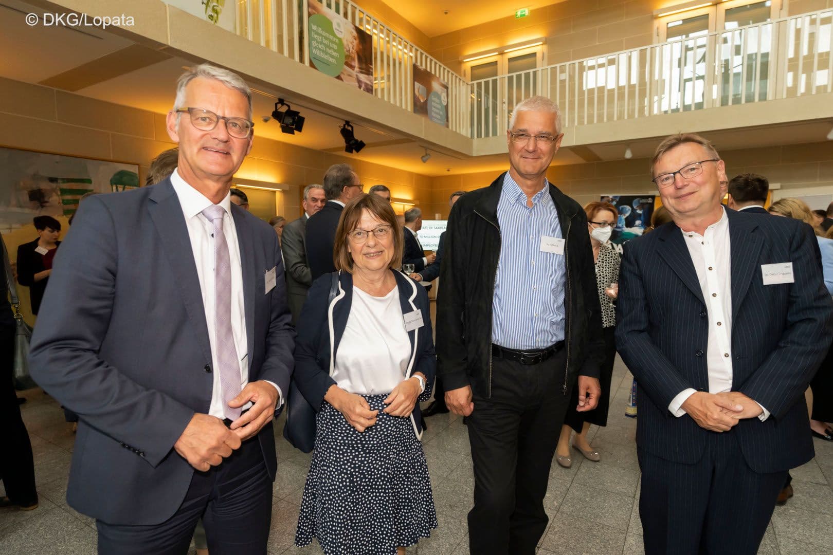 Gerald Gaß (DKG) mit Brandenburgs Gesundheitsministerin Ursula Nonnemacher, Ingo Morell (DKG) sowie Detlef Troppens (Oberhavel Kliniken) (v.l.n.r.)