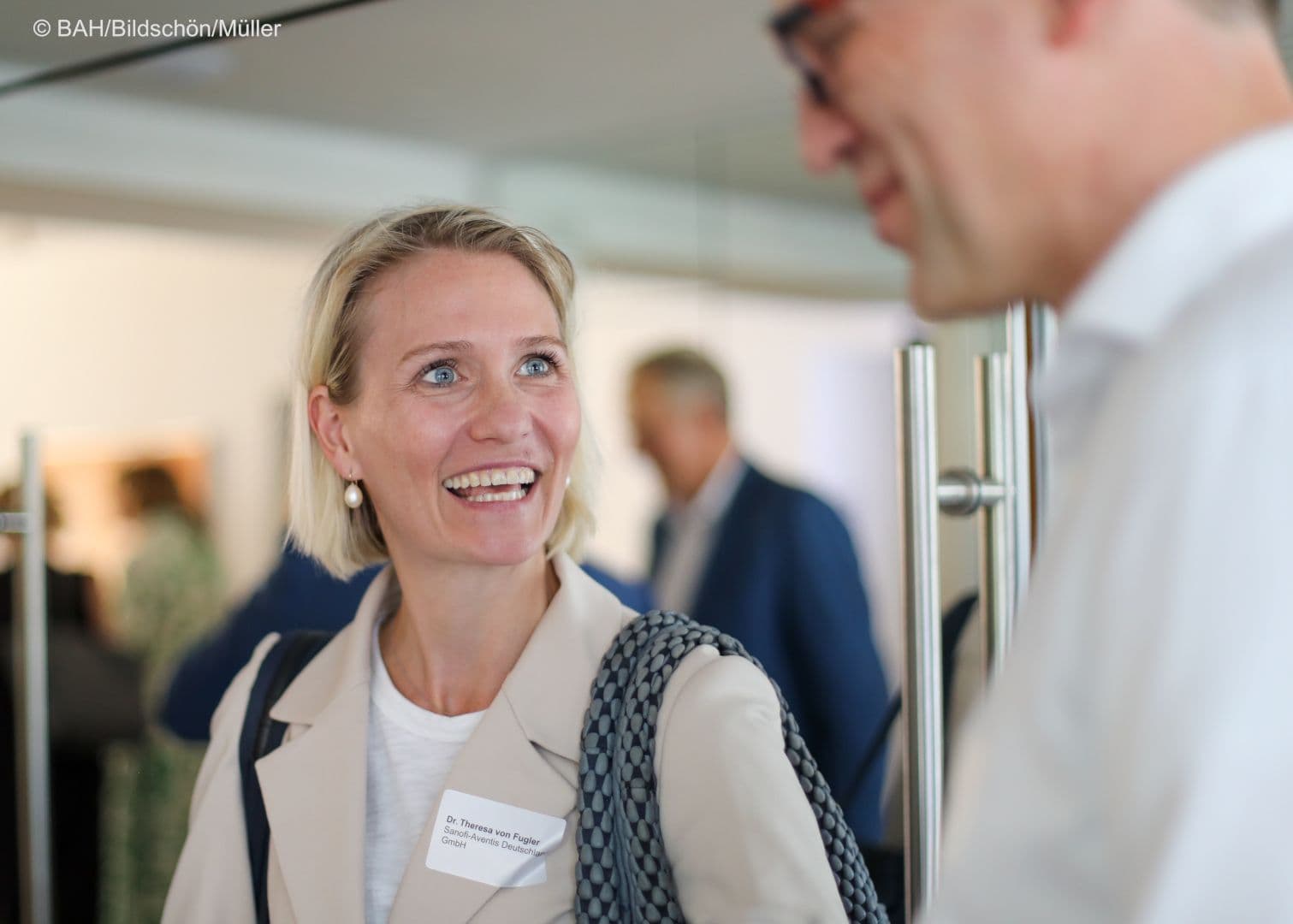 Theresa von Fugler (Sanofi) mit Tobias Boldt (Bayer Vital, BAH)