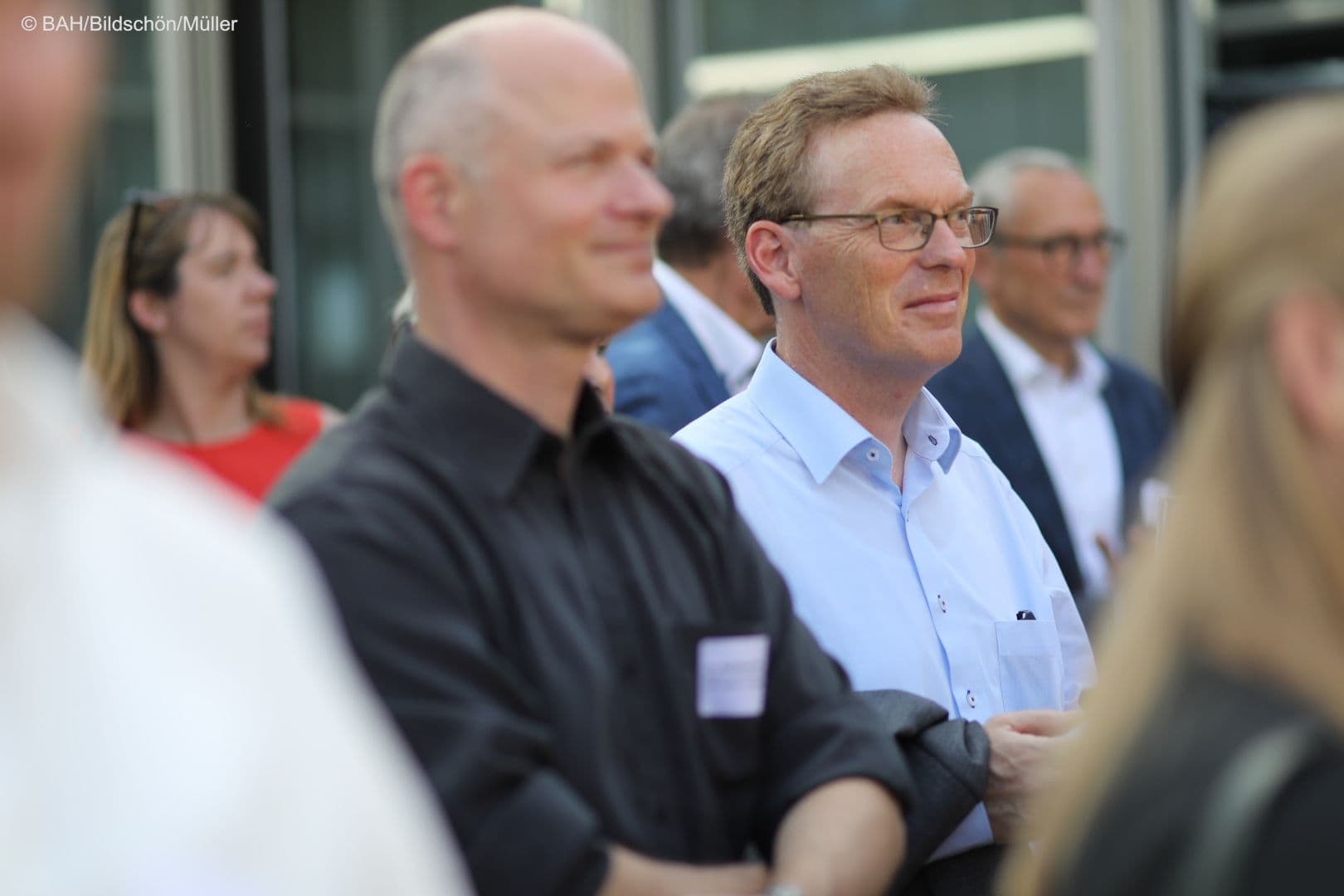 Stefan Brinkmann (CEO Merz Therapeutics, BAH) (r.) und Ralf Mayr-Stein (Mylan Germany, BAH)