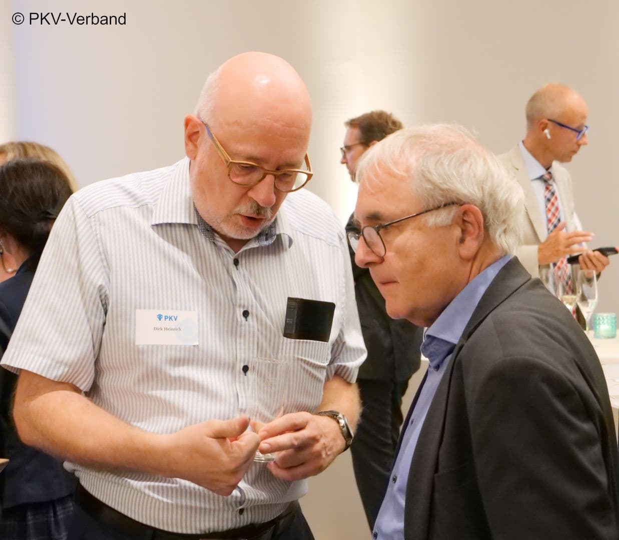 Geht es um die aktuellen Honorarstreitigkeiten? Dirk Heinrich (Virchowbund) (l.) mit Jürgen Wasem (Uni Duisburg-Essen)