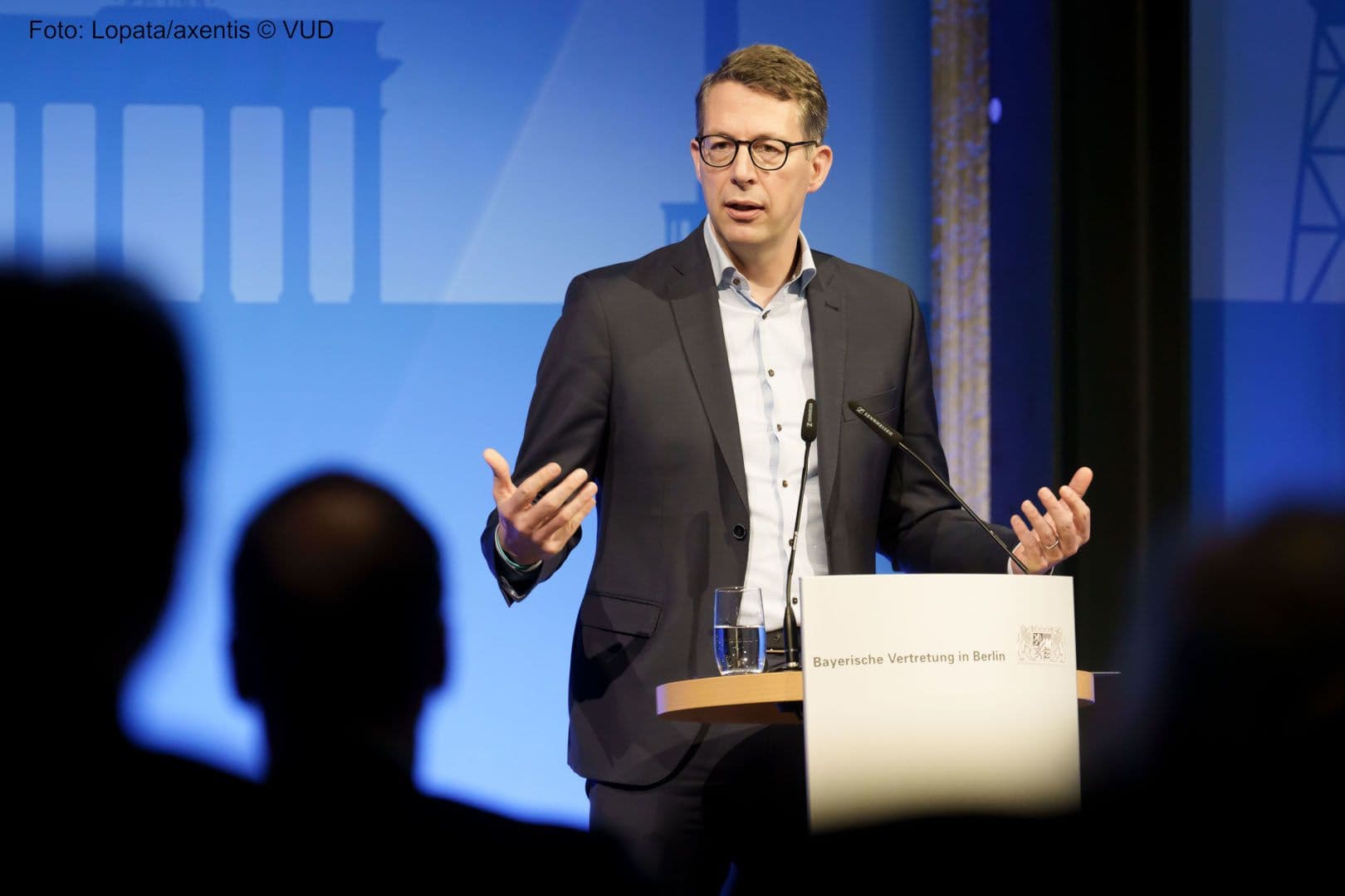 Gastgeber im Haus ist Markus Blume, bayerischer Staatsminister für Wissenschaft und Kultur.