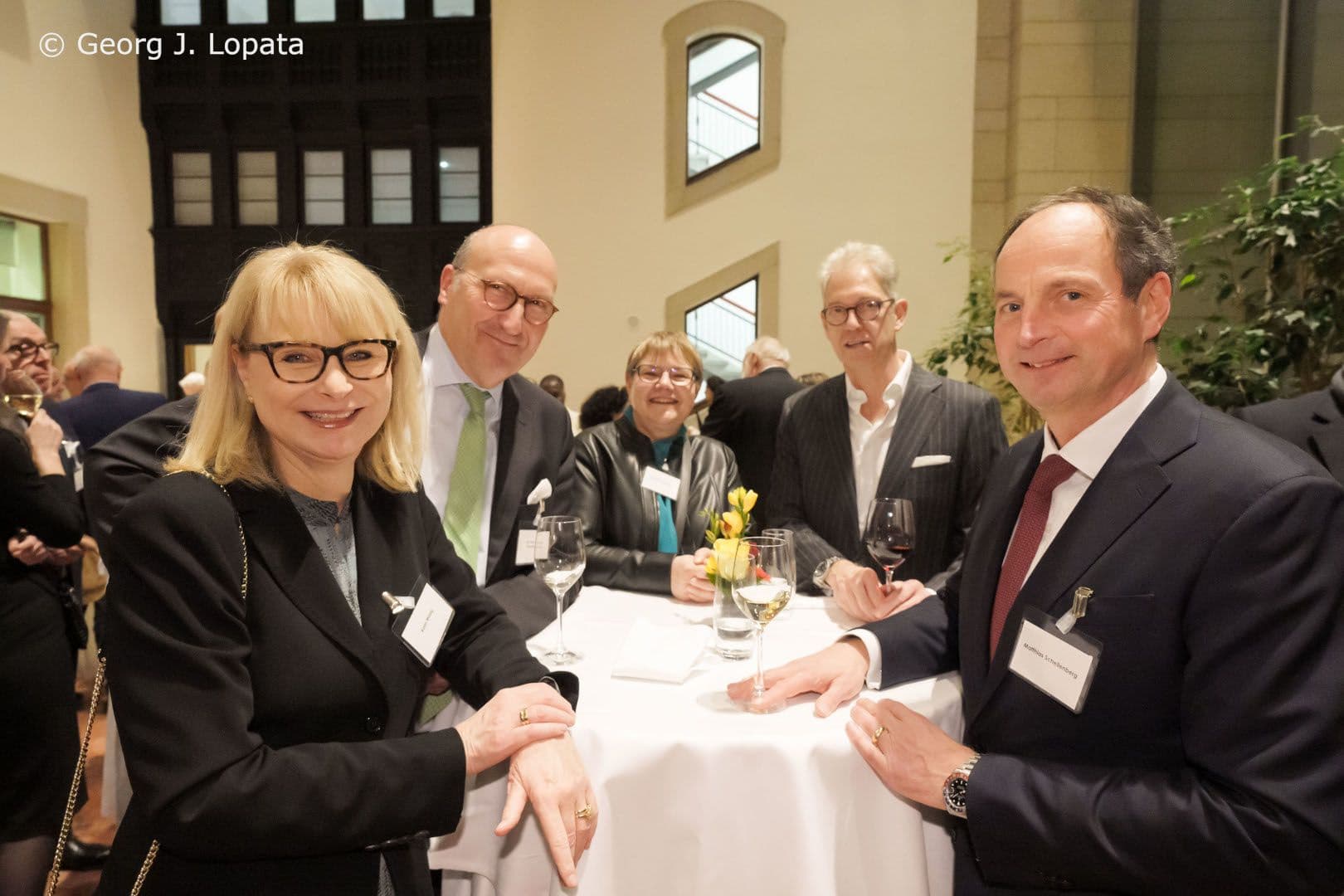 Karin Maag (G-BA), Karl-Georg Pochhammer (KZBV), Hannelore König (Verband medizinischer Fachberufe), Andreas Gassen (KBV), Matthias Schellenberg (apoBank) (v.l.n.r.)