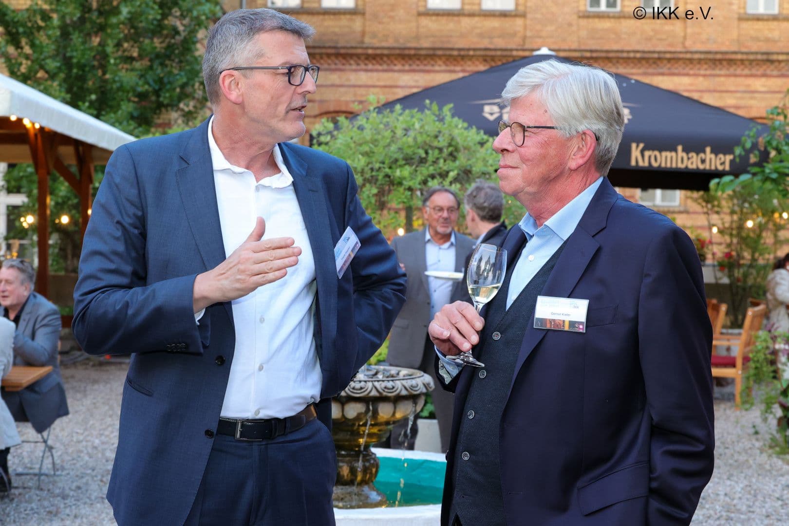 Frank Hippler (IKK classic) (l.) mit Gernot Kiefer (GKV-SV)