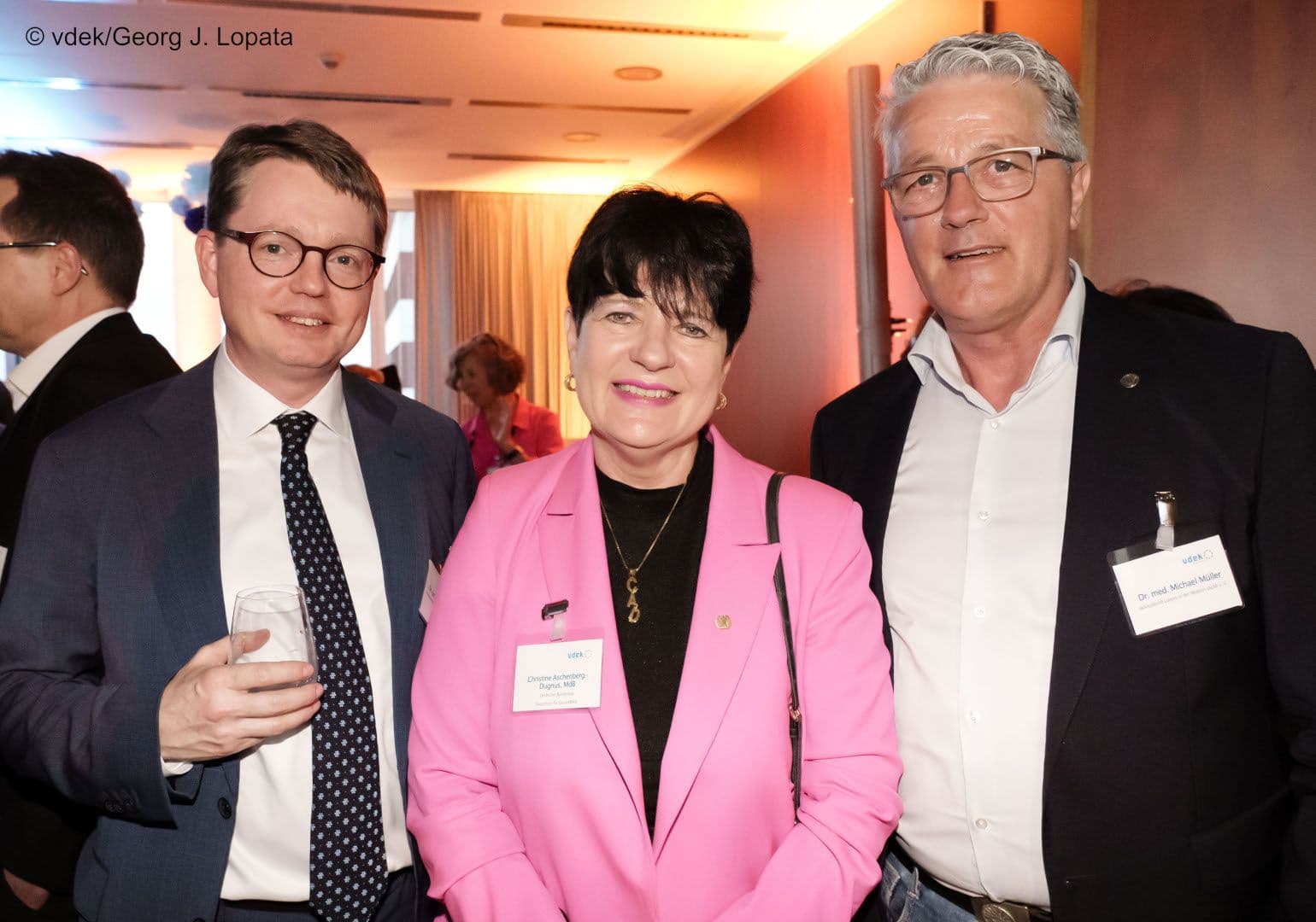 Florian Reuther (PKV), Christine Aschenberg-Dugnus MdB (FDP) und Michael Müller (ALM) (v.l.n.r.)