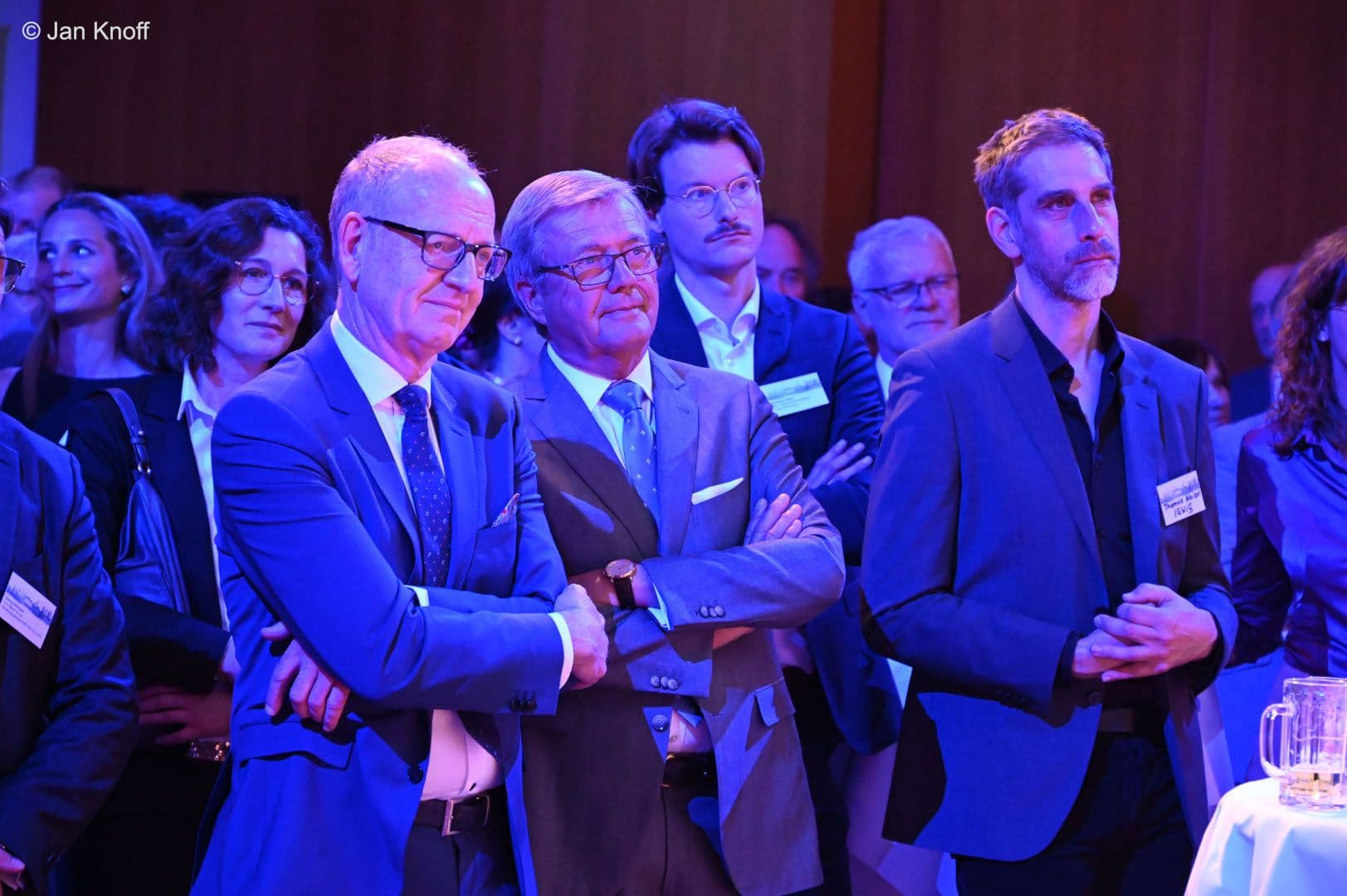 Aufmerksame Zuhörer sind Martin Hendges (KZBV), Wolfgang Eßer und Thomas Kaiser (IQWiG) (v.l.n.r.)