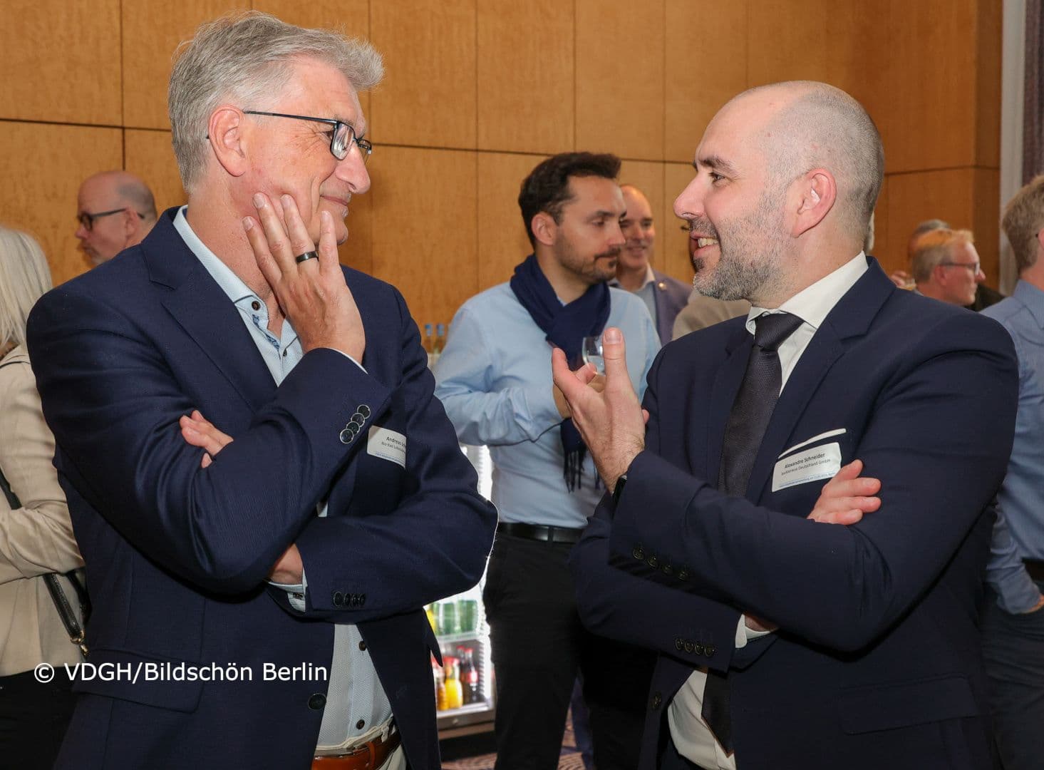 Andreas Schmidt (Bio-Rad Laboratories) (l.) und Alexandre Schneider (bioMérieux)