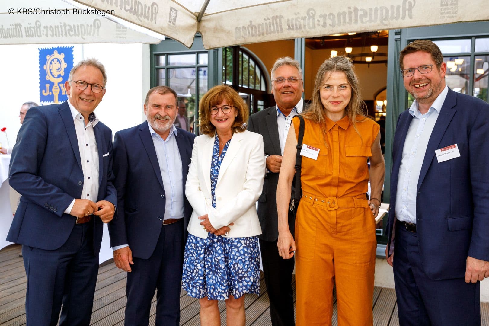 Erwin Rüddel MdB (CDU), Max Straubinger MdB (CSU),  Bettina am Orde, Martin Böckmann, Anke Wulf (alle KBS) und Stephan Stracke MdB (CSU) (v.l.n.r.)