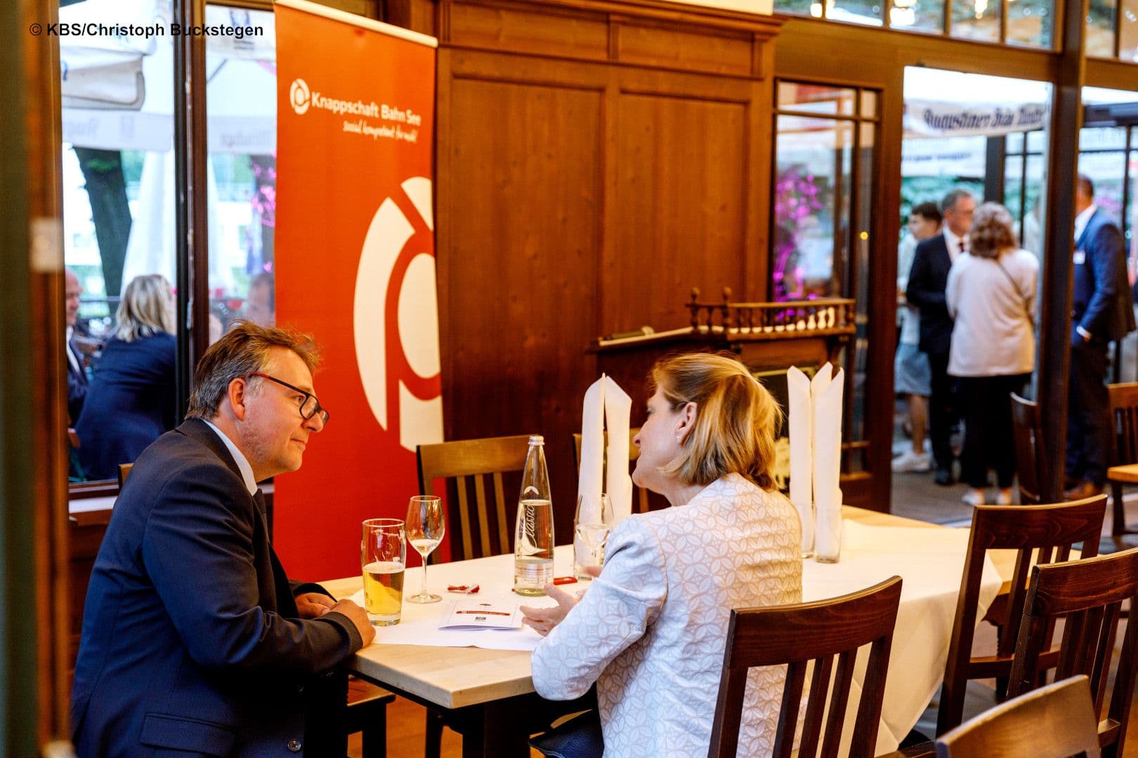 Thomas Dietrich (KBS) im Gespräch mit Anne-Kathrin Klemm (BKK Dachverband)
