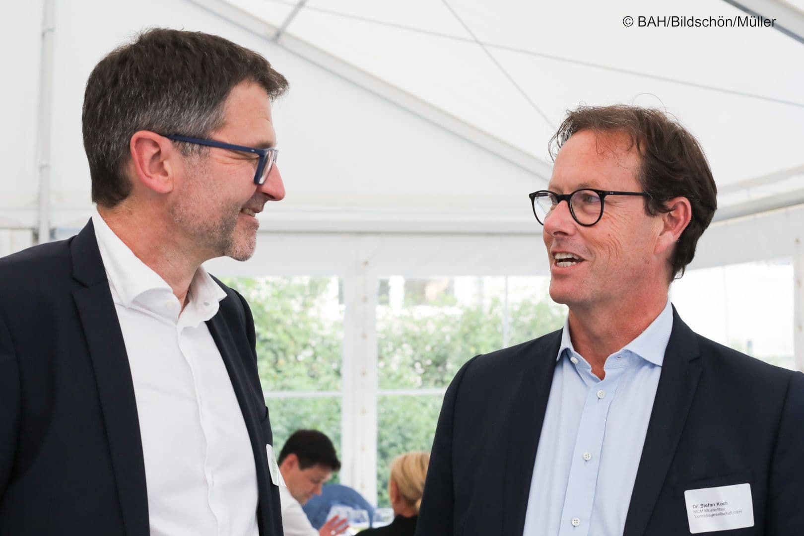 Günter Auerbach (Dr. Pfleger Arzneimittel) (l.) und Stefan Koch (MCM Klosterfrau Vertriebsgesellschaft)