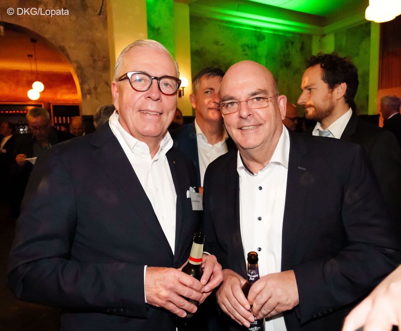 Klaus Reinhardt (BÄK) (l.) und BMG-Staatssekretär Edgar Franke