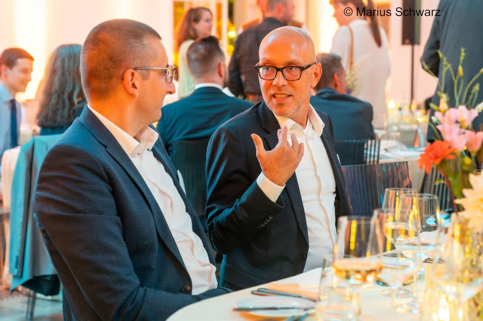 Karsten Dietrich (AXA) (l.) mit Jörg Asmussen (GDV)