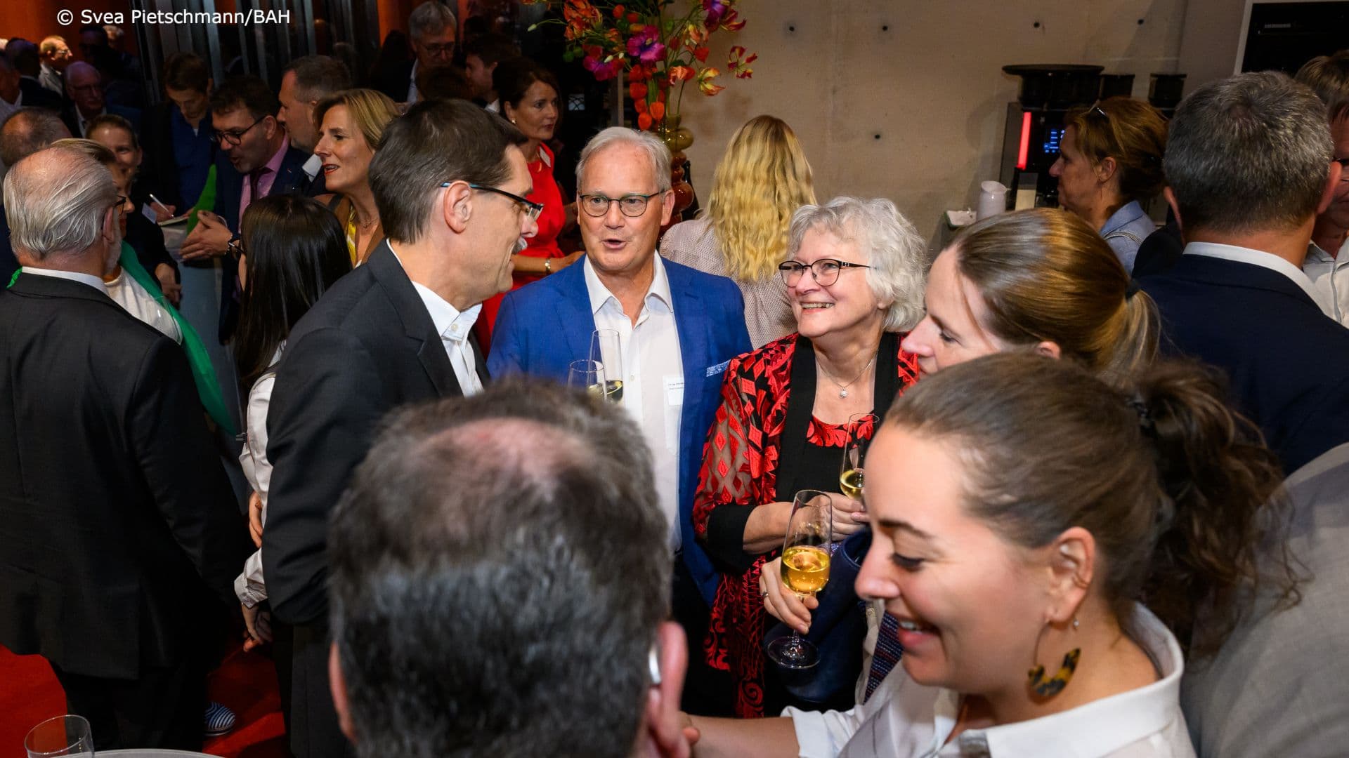 Lebhafter Gedankenaustausch