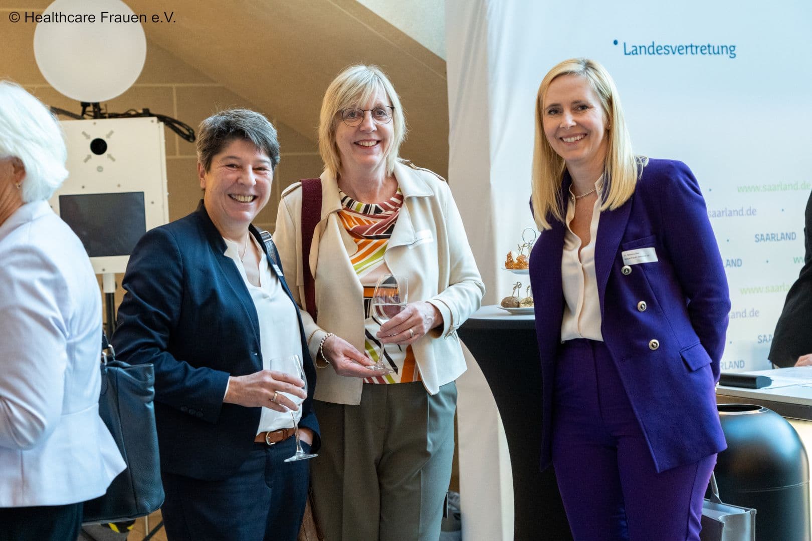Clarissa Kurscheid (figus), Ulrike Elsner (vdek), Rebecca Otto (Dentista) (v.l.n.r.)