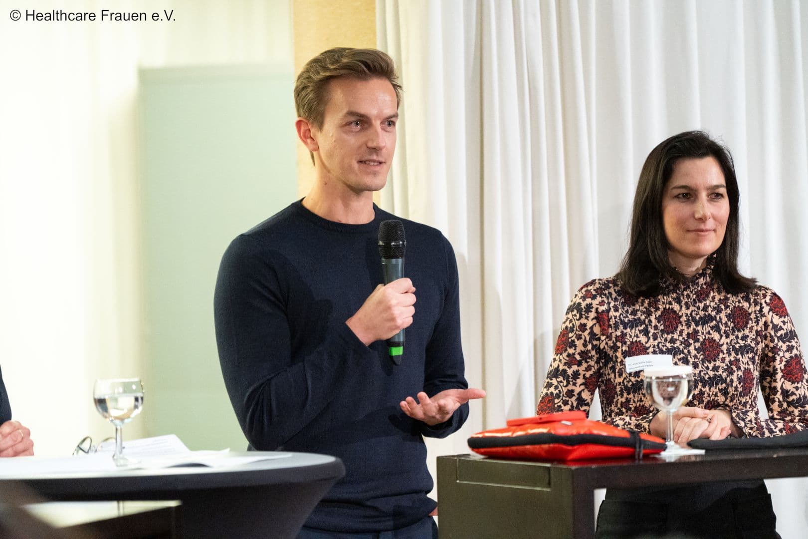 Sind bei der Gesprächsrunde dabei: Anne Sophie Geier (Spitzenverband Digitale Gesundheitsversorgung) und Matthias Mieves MdB (SPD)