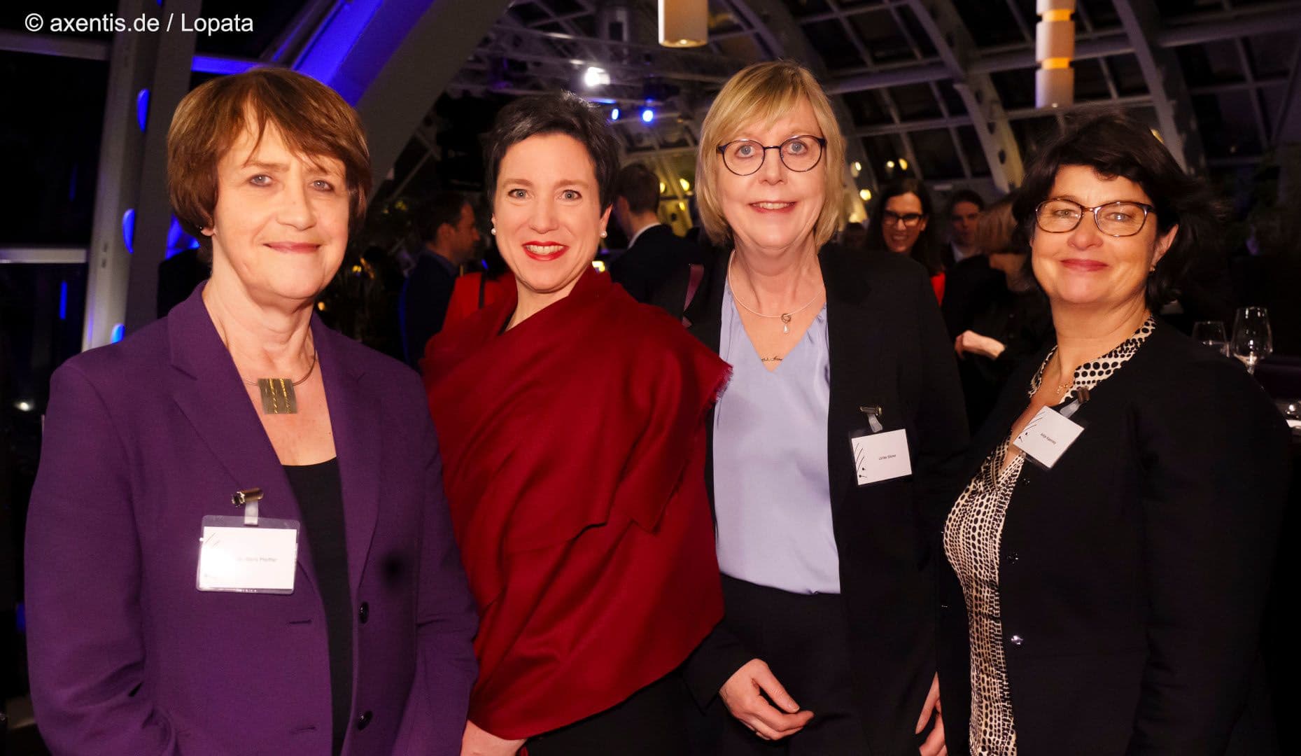 Doris Pfeiffer, Susanne Wagenmann (beide GKV-Spitzenverband), Ulrike Elsner, Antje Kapinsky (beide vdek) (v.l.n.r.)
