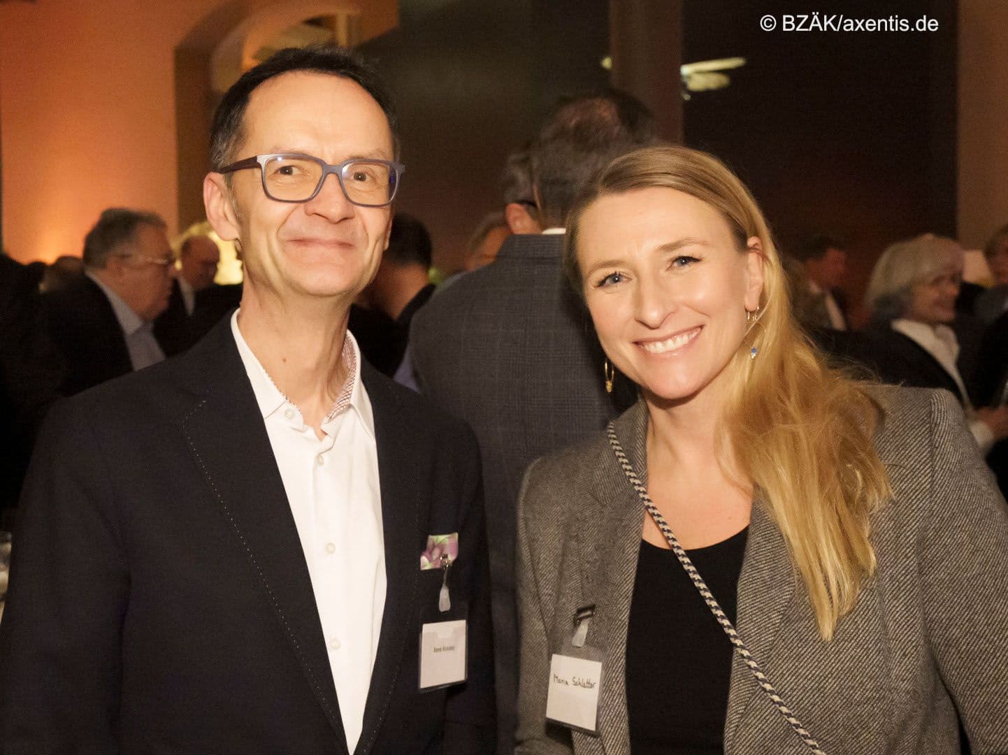 René Krouský (Bundeszahnärztekammer) und Maria Schletter (Zahnärztekammer Bremen)