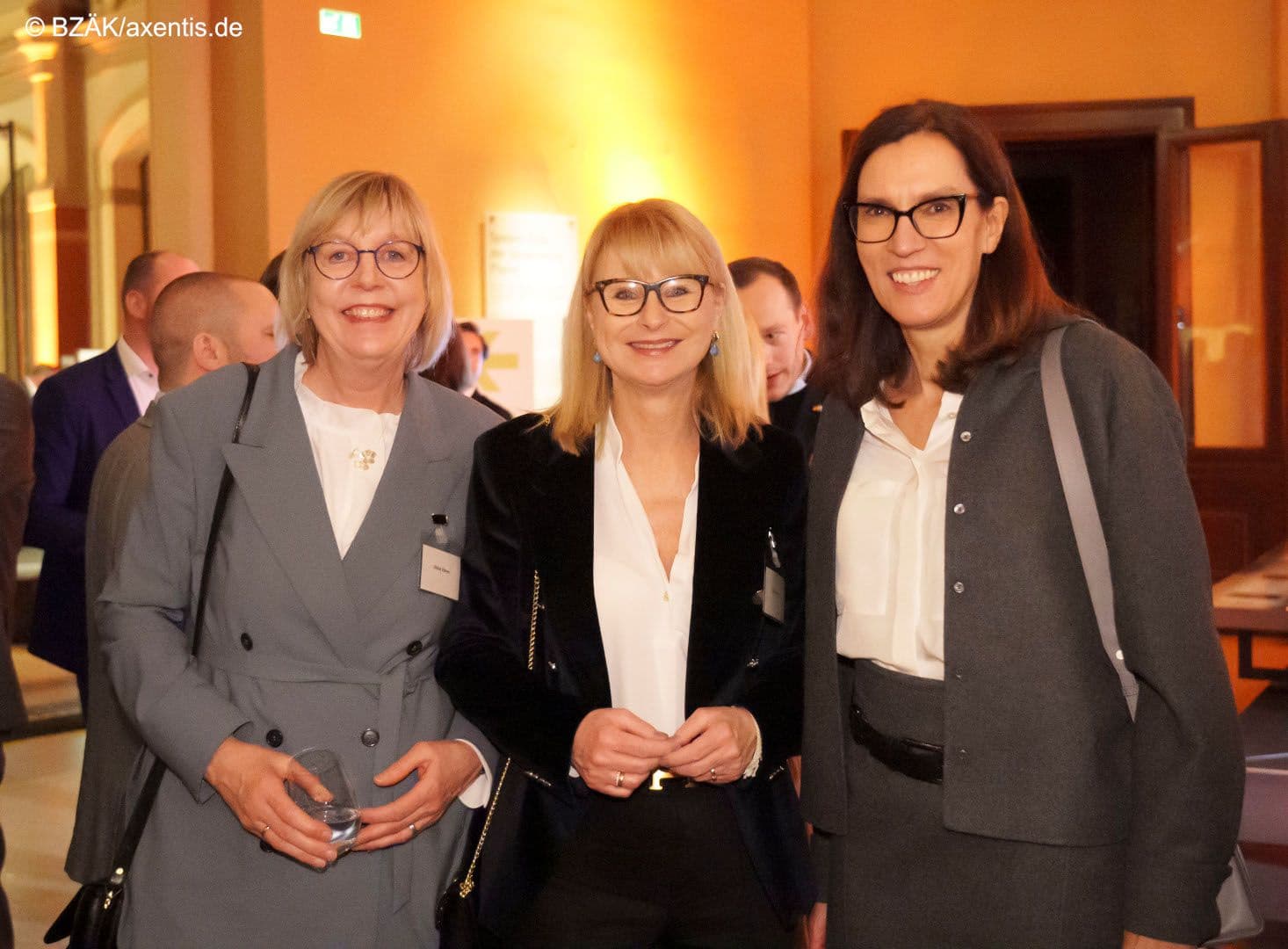 Drei machtstarke Frauen: Ulrike Elsner (vdek), Karin Maag (G-BA), Sybille Steiner (KBV) (v.l.n.r.)