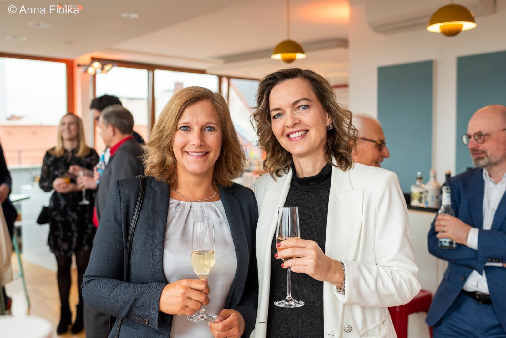 Inga Laboga (l.) mit Sandra Barnert (beide TK)