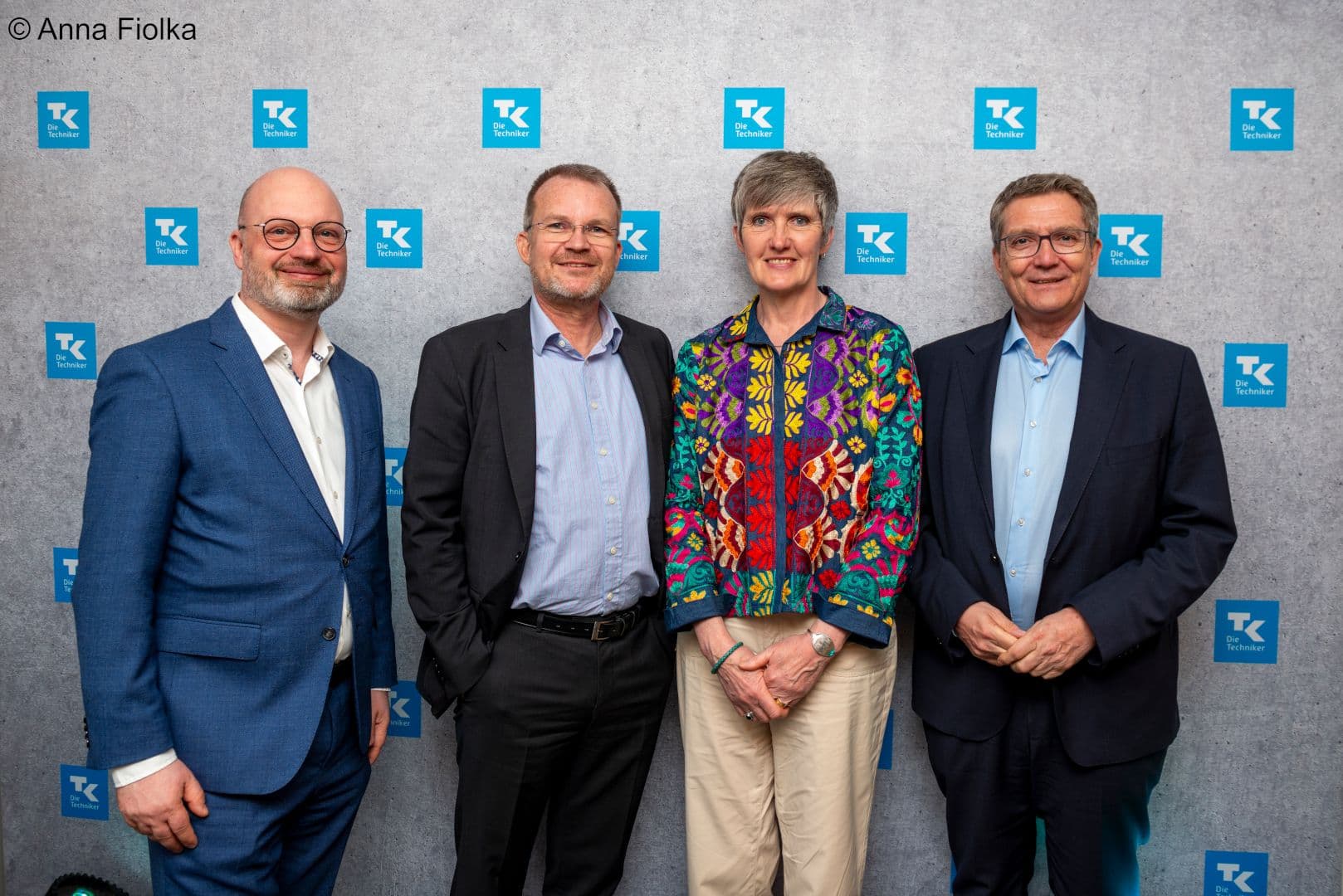 Der Leiter des Berliner Politik-Büros und der Vorstand der TK bilden das Empfangskomitee: Dirk Engelmann, Jens Baas, Karen Walkenhorst, Thomas Ballast (v.l.n.r.)