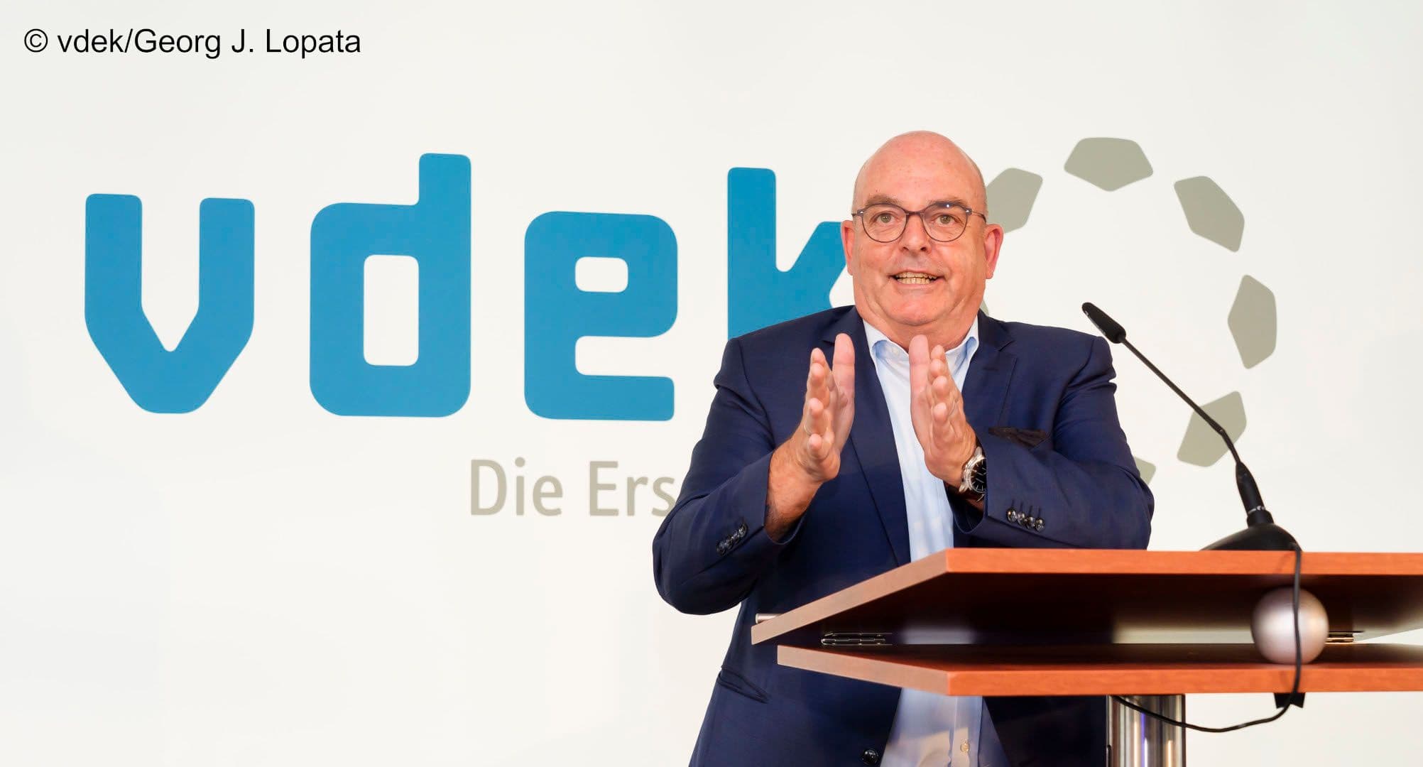 Springt für den Bundesgesundheitsminister ein, der bei „Markus Lanz“ die Krankenhausreform erklärt: BMG-Staatssekretär Edgar Franke.