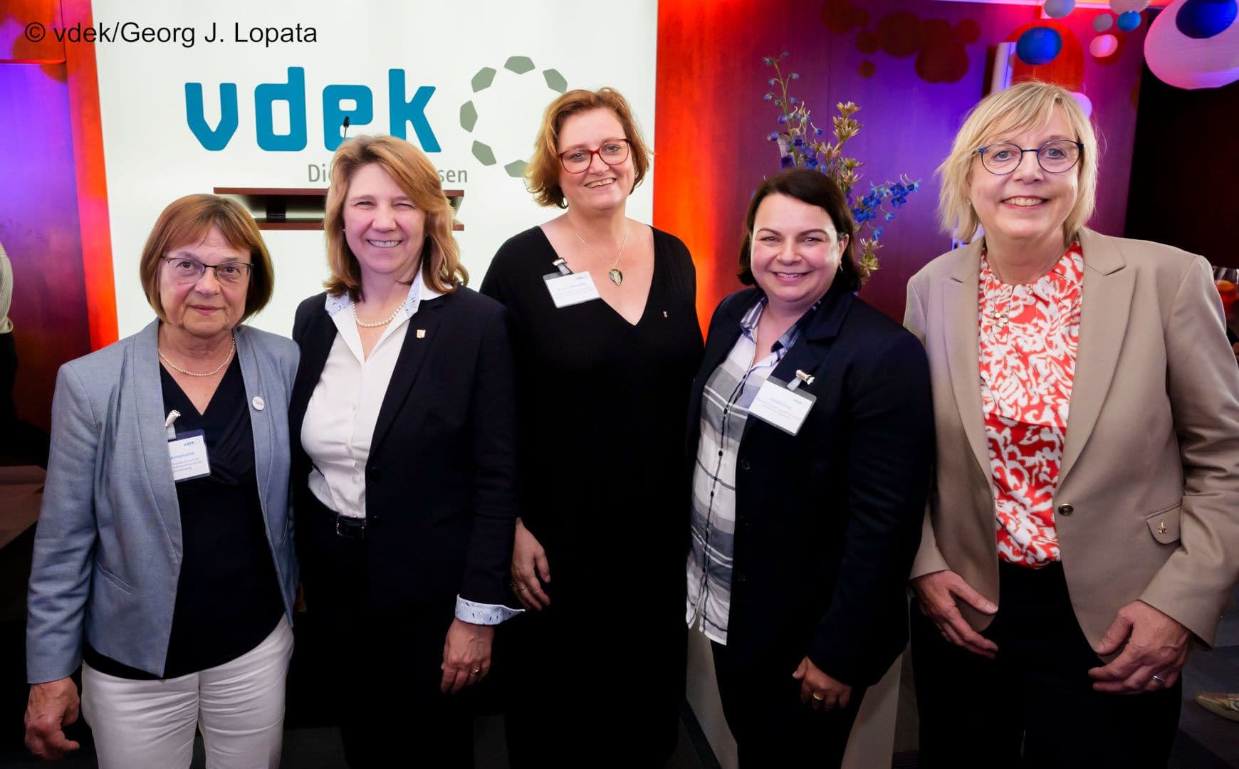 Machtvolle Frauenpower mit vier Gesundheitsministerinnen und einer Vorstandsvorsitzenden beim vdek-Frühlingsfest: Ursula Nonnenmacher (Brandenburg), Kerstin von der Decken (Schleswig-Holstein), Ina Czyborra (Berlin), Stefanie Drese (Mecklenburg-Vorpommern), Ulrike Elsner (vdek) (v.l.n.r.)