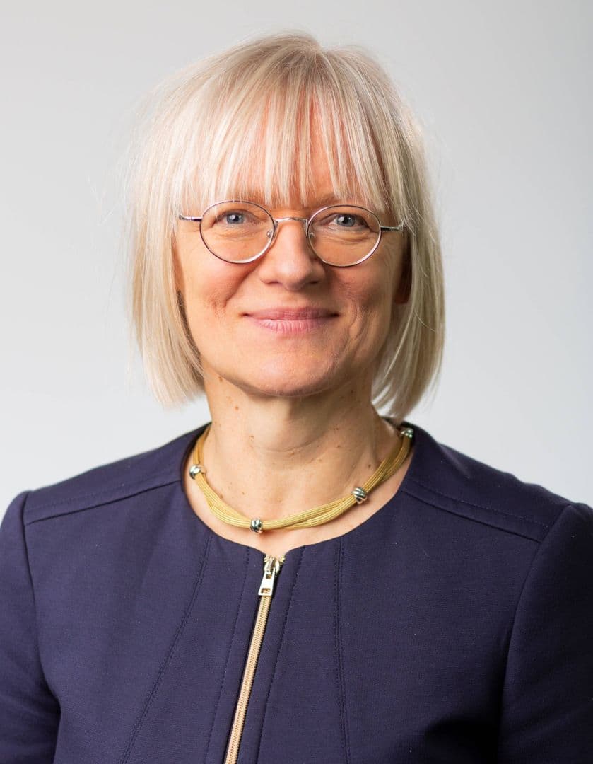 Dr. Sabine Richard